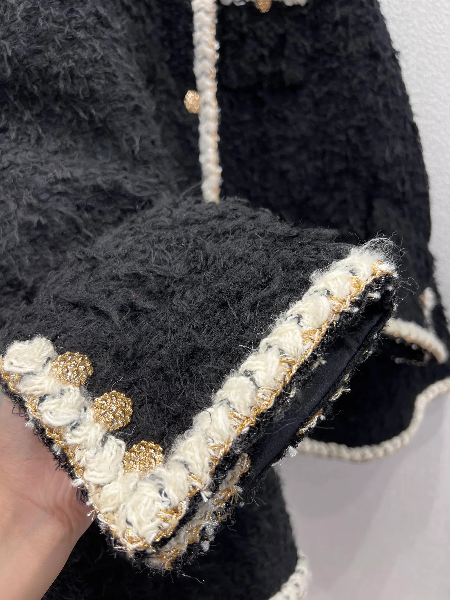 Куртки И Пуховики Женские Chanel 442340