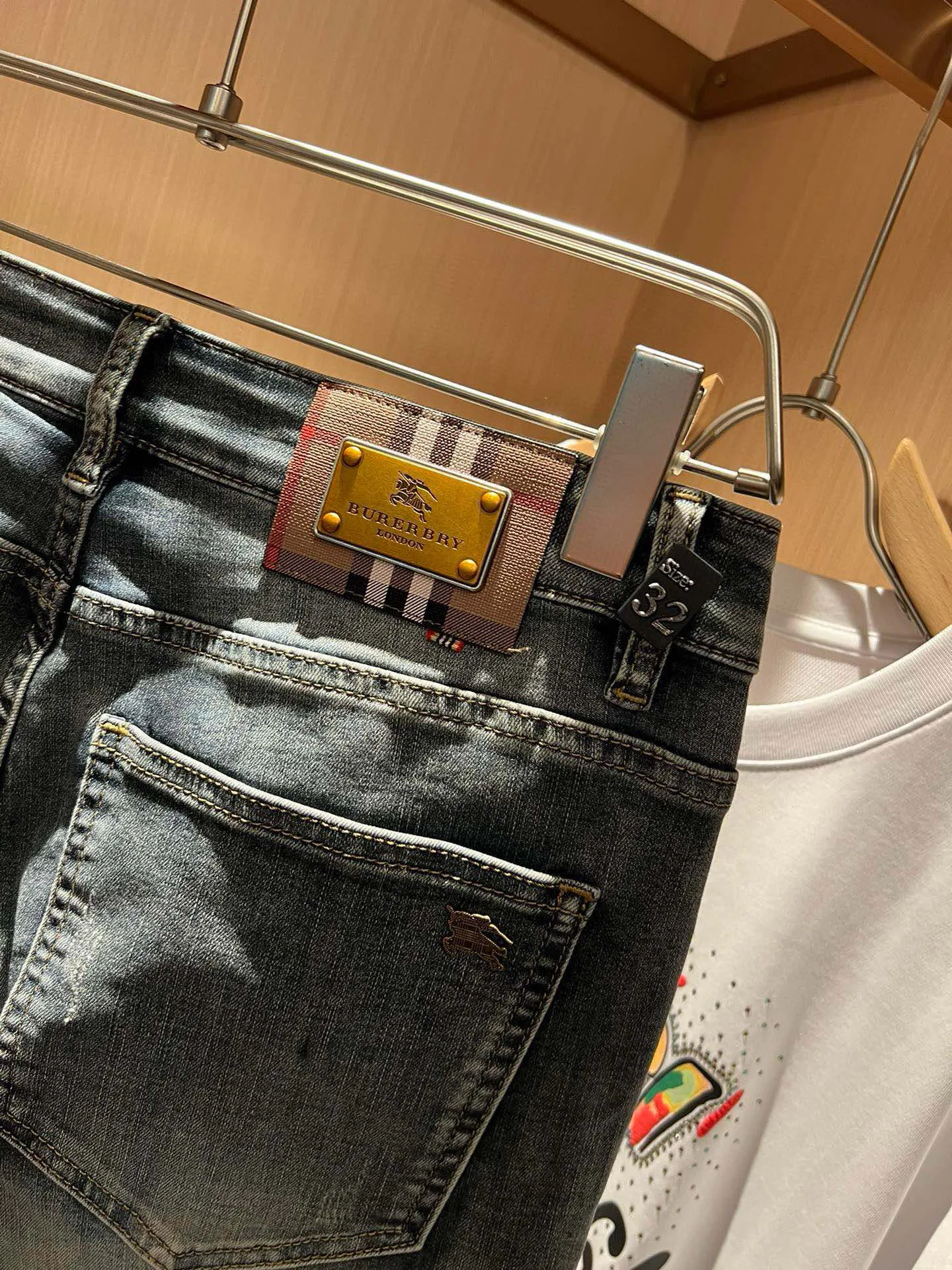 Джинсы Мужские Burberry 7120