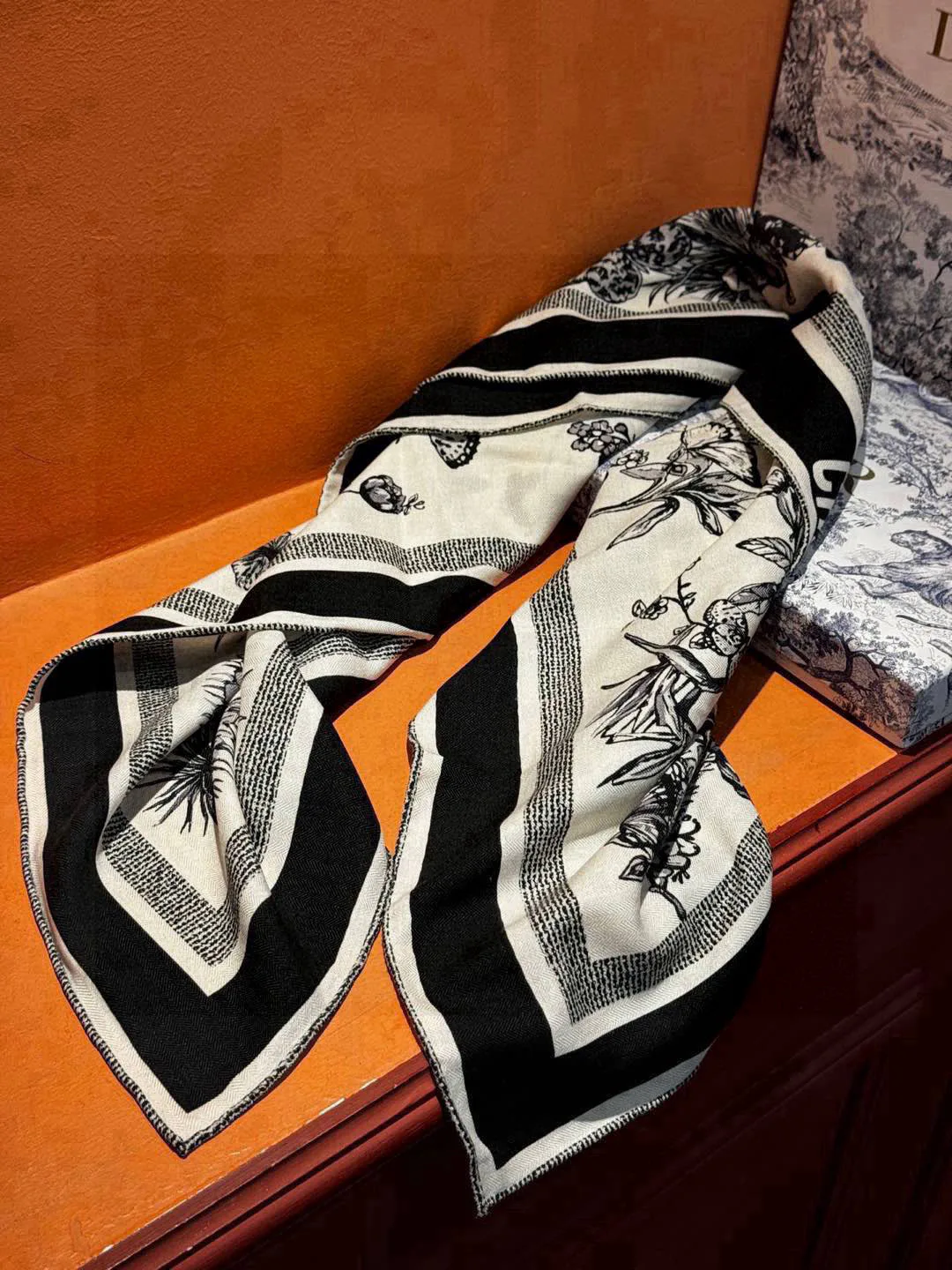 Шарфы Christian Dior 29223