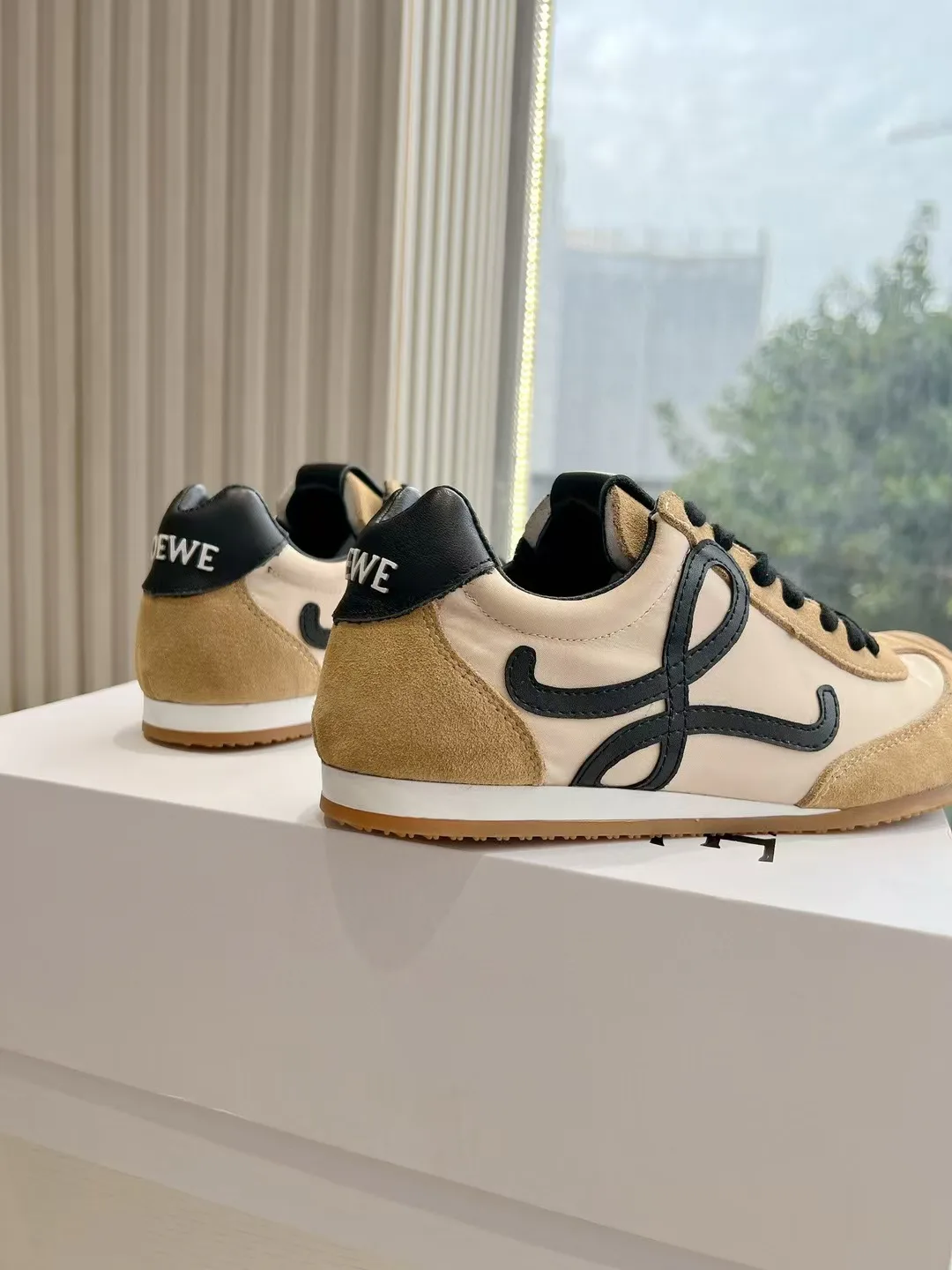 Кроссовки Женские Loewe 13080150