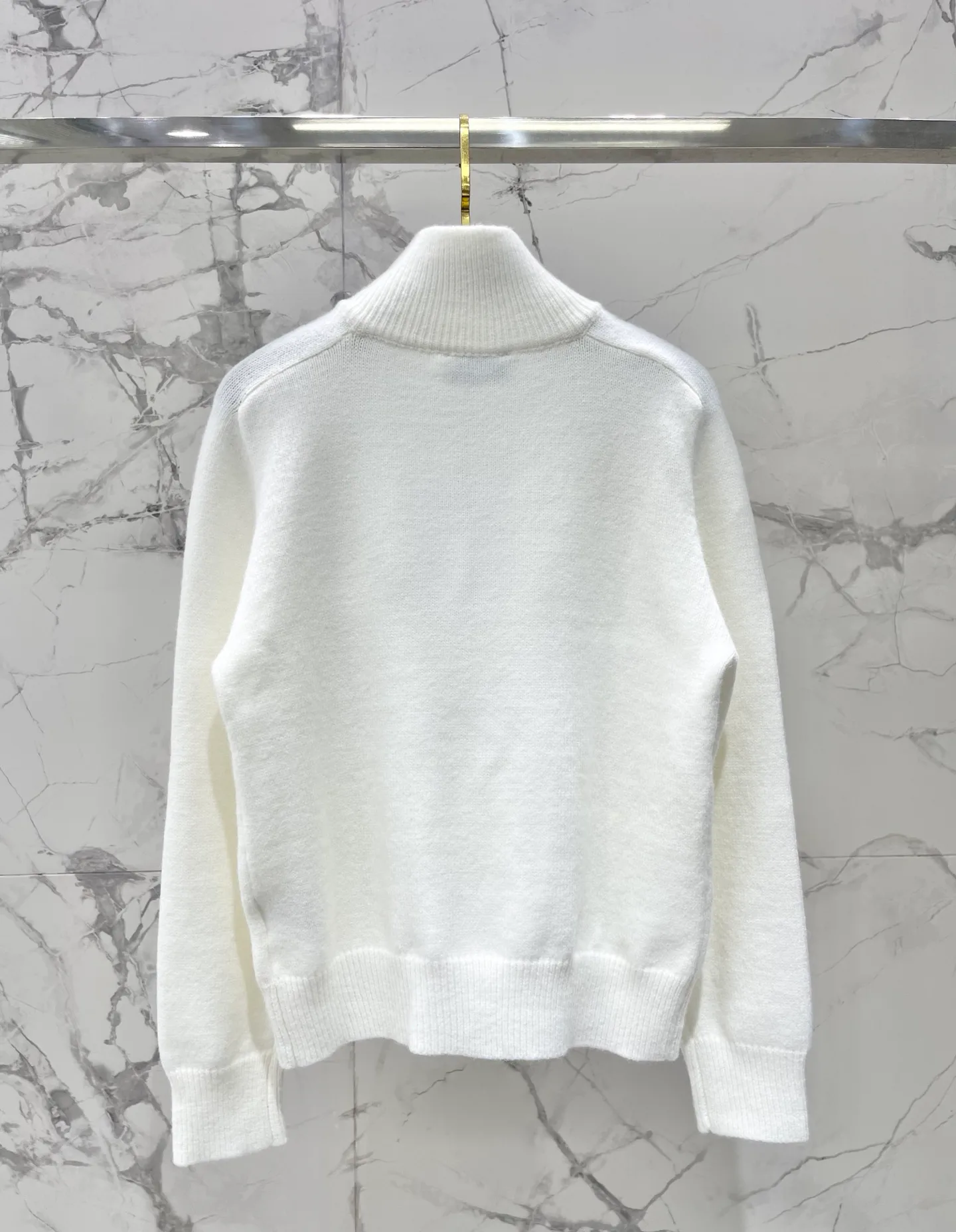 Джемперы И Свитеры Женские Chanel 18137921