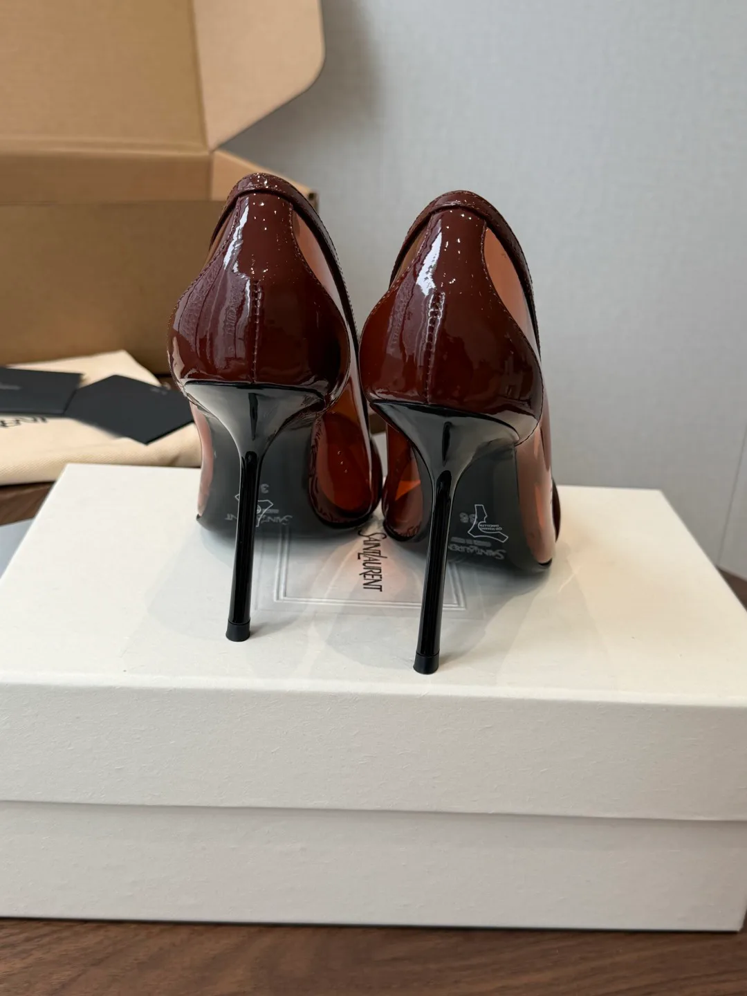 Туфли Женские Saint Laurent 17364656