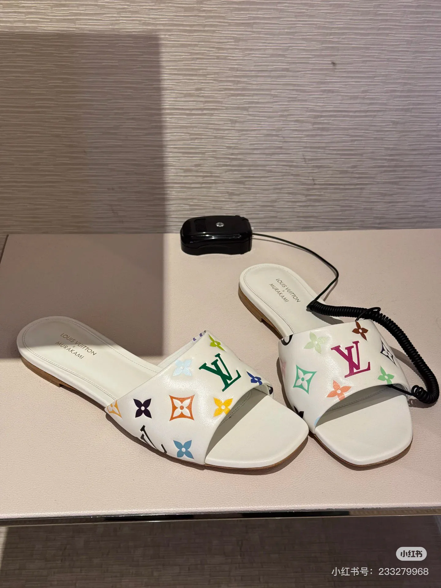 Шлепанцы Женские Louis Vuitton 29479