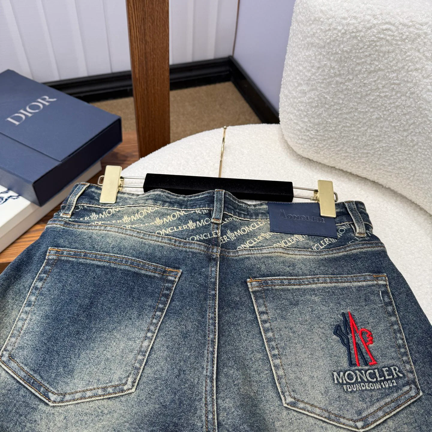 Джинсы Мужские Moncler 18029770
