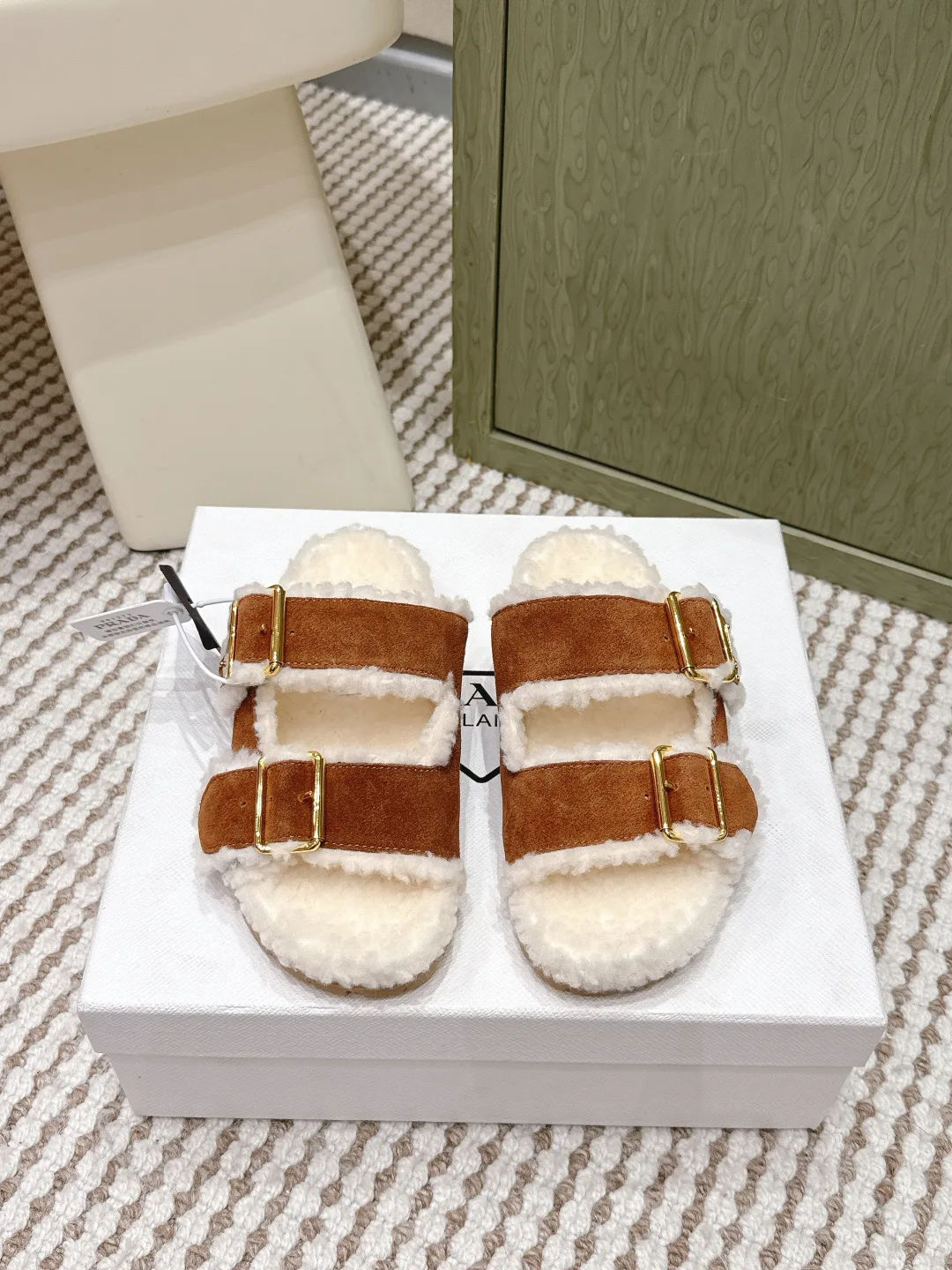Тапочки Женские Prada 803771