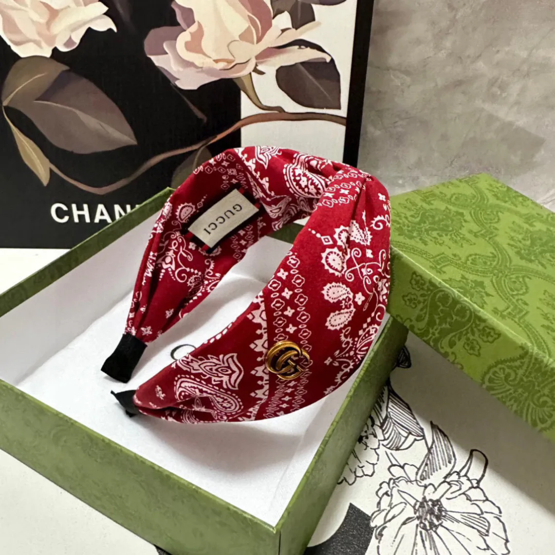 Головные Уборы Gucci 11469214