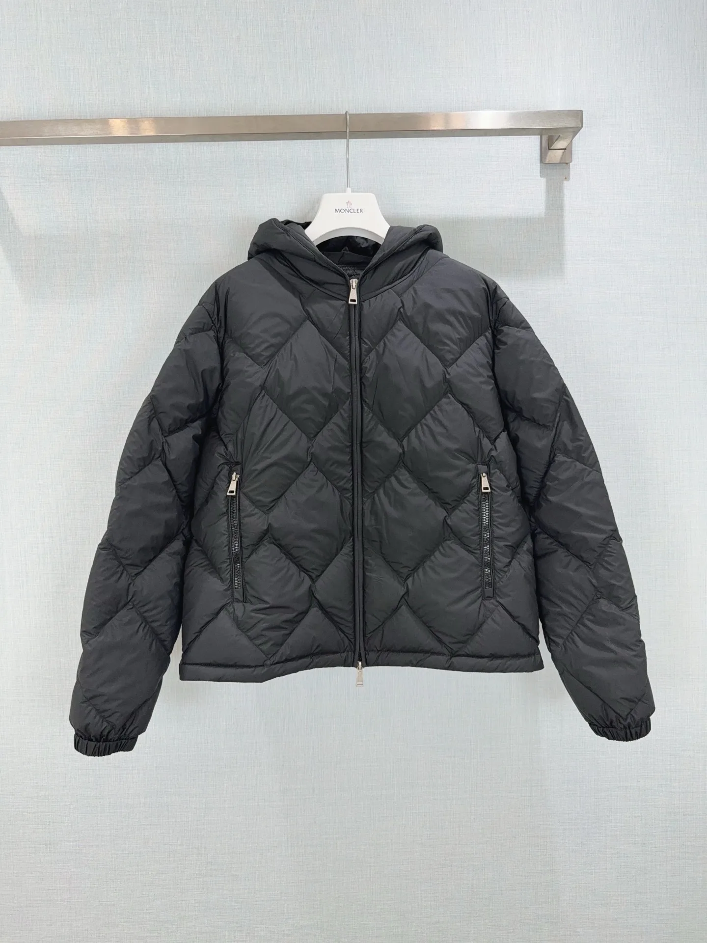 Куртки И Пуховики Женские Moncler 18571746