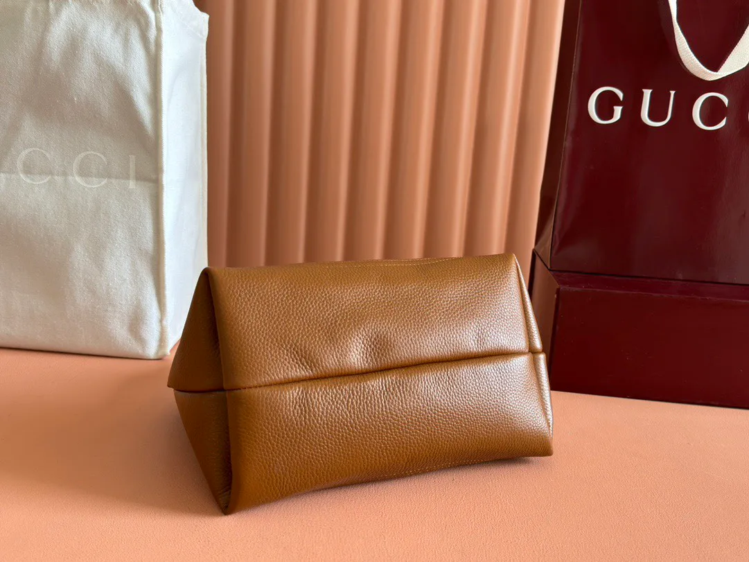 Классические Сумки Женские Gucci 512995