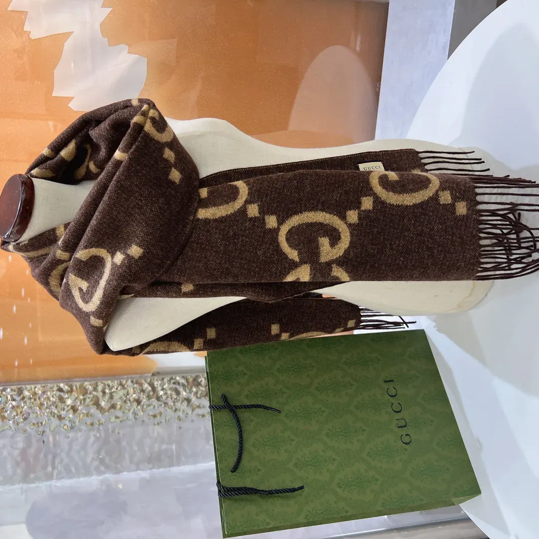 Шарфы Gucci 2642448