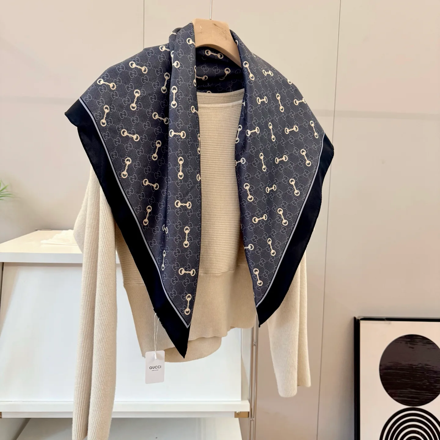 Шарфы Gucci 25620