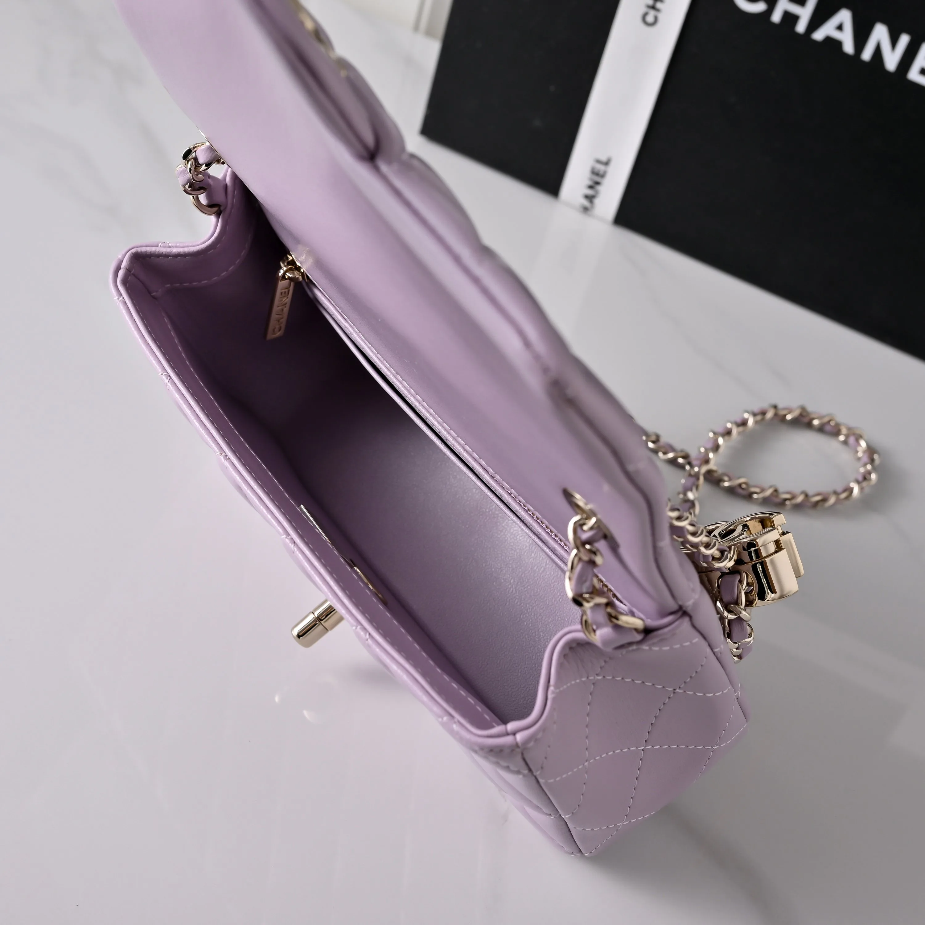 Классические Сумки Женские Chanel 17802235
