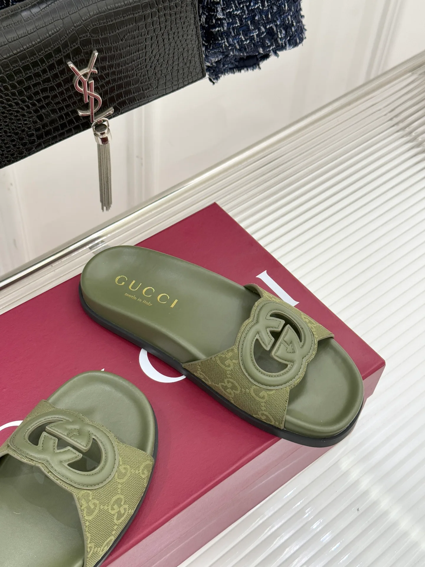 Шлепанцы Женские Gucci 4761376