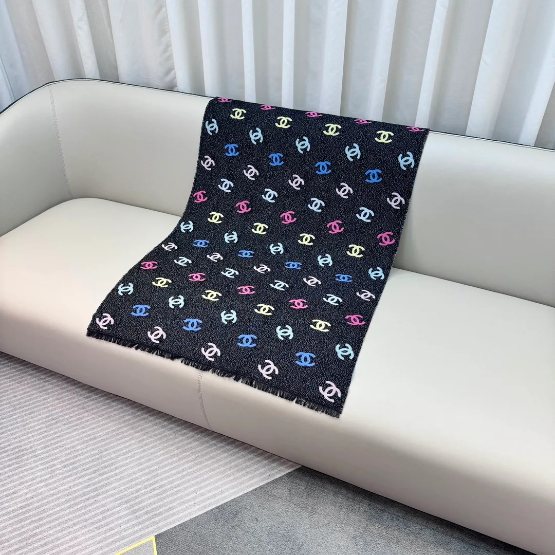 Шарфы Chanel 3840