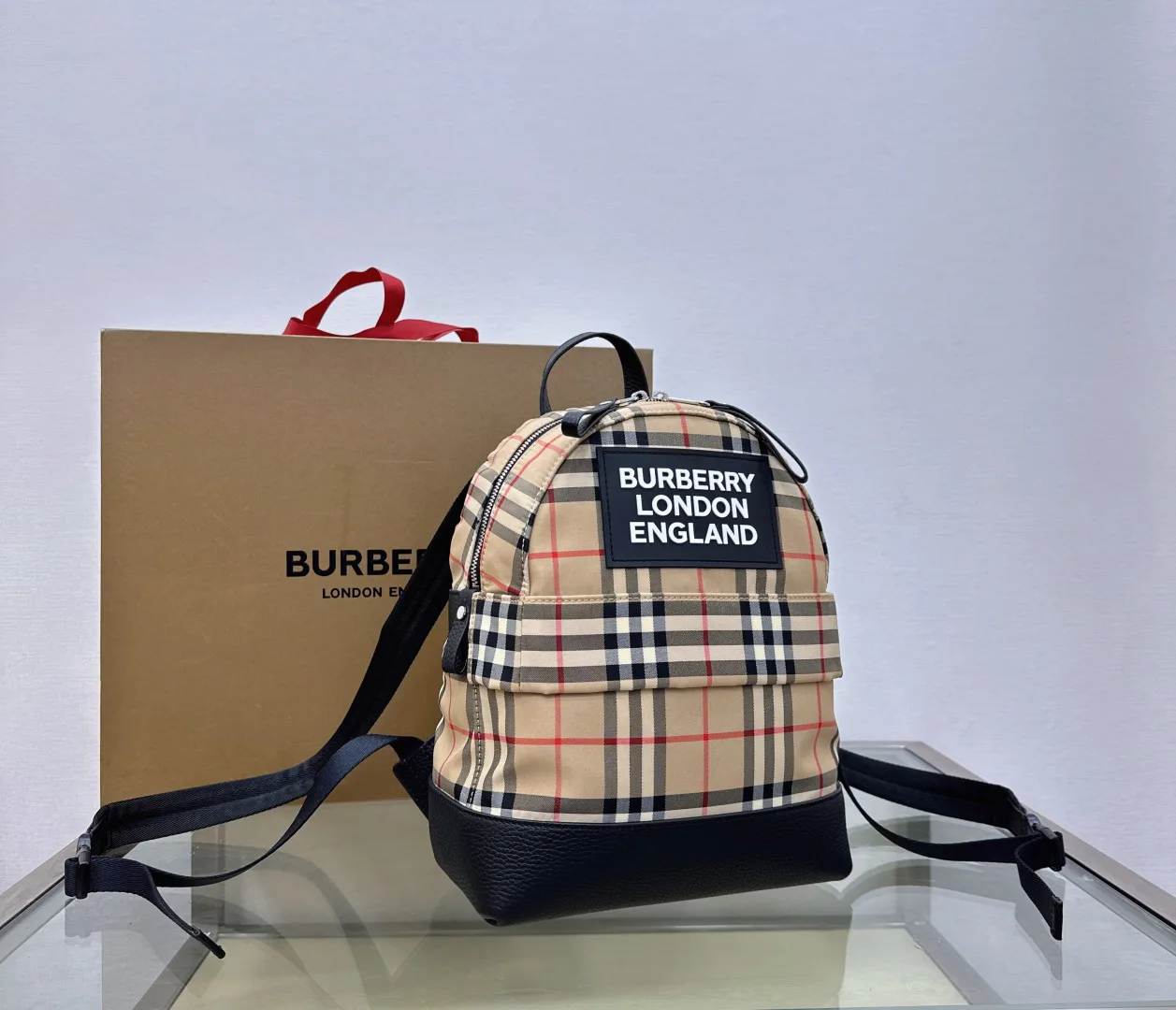 Рюкзаки Женские Burberry 17483293
