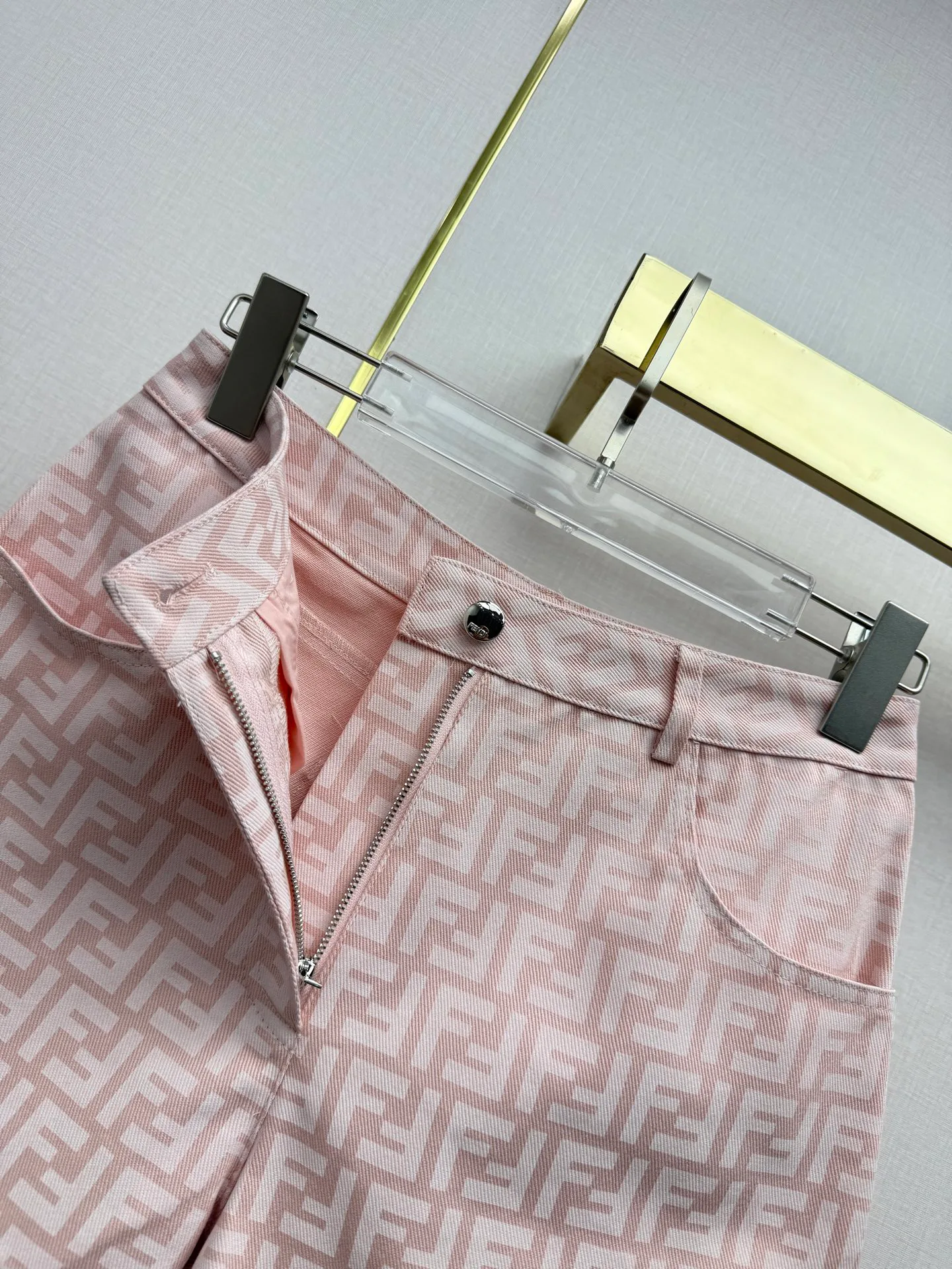 Шорты Женские Fendi 11230163