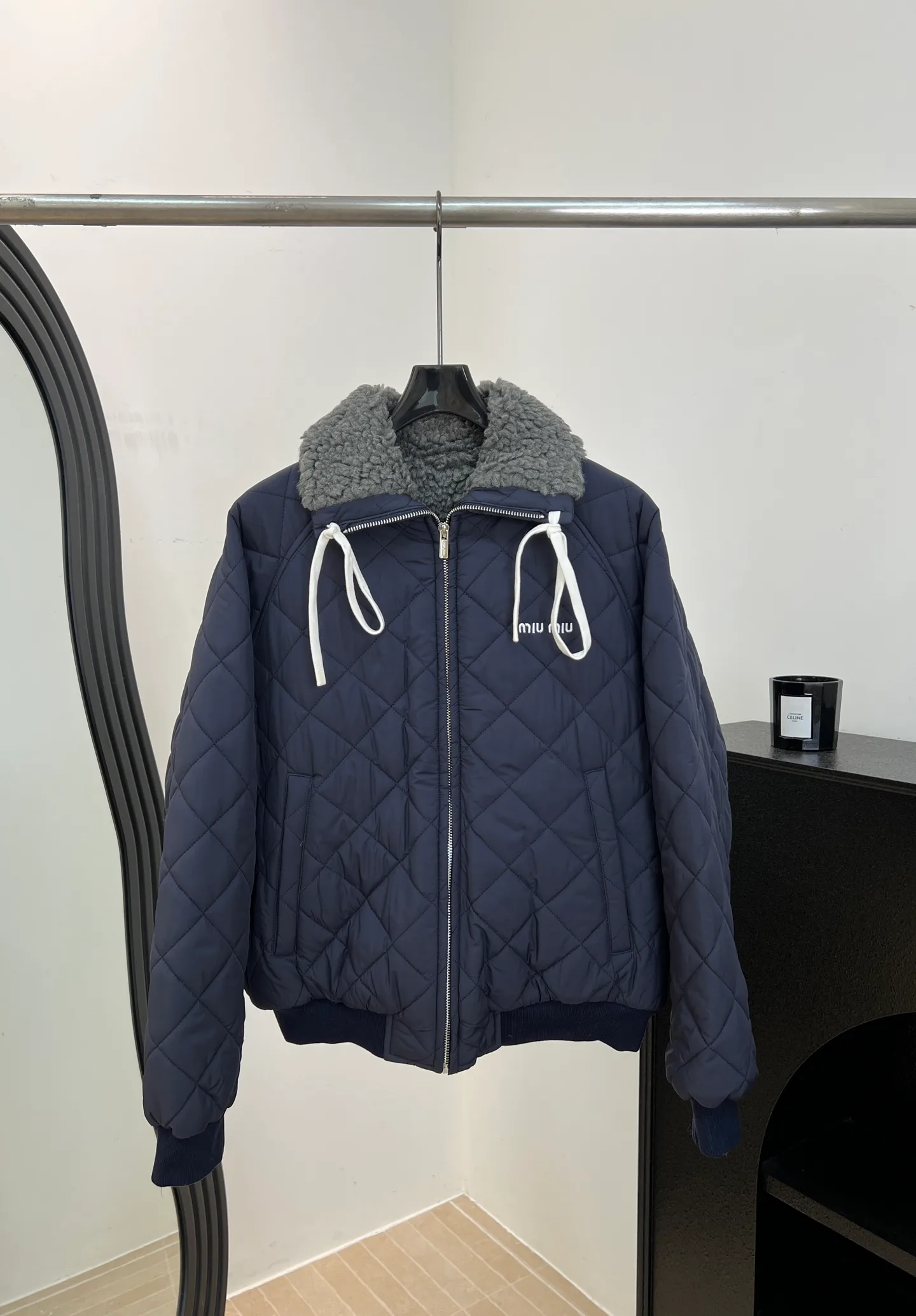 Куртки И Пуховики Женские Miu Miu 18733498