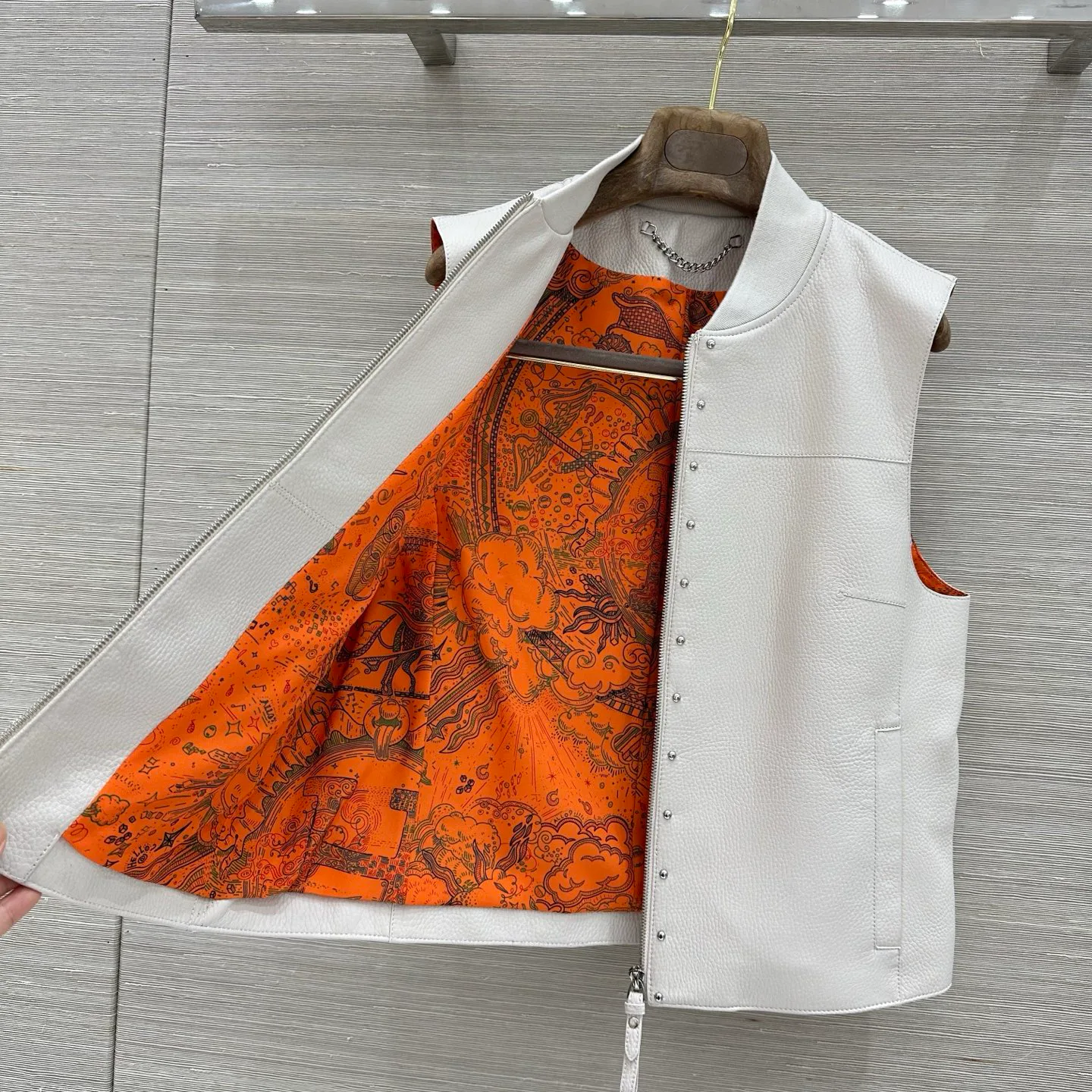 Жилеты Женские Hermes 19253096