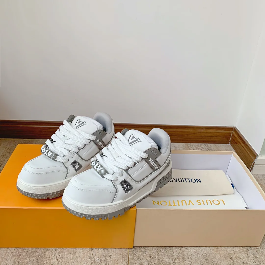 Кроссовки Женские Louis Vuitton 10234442