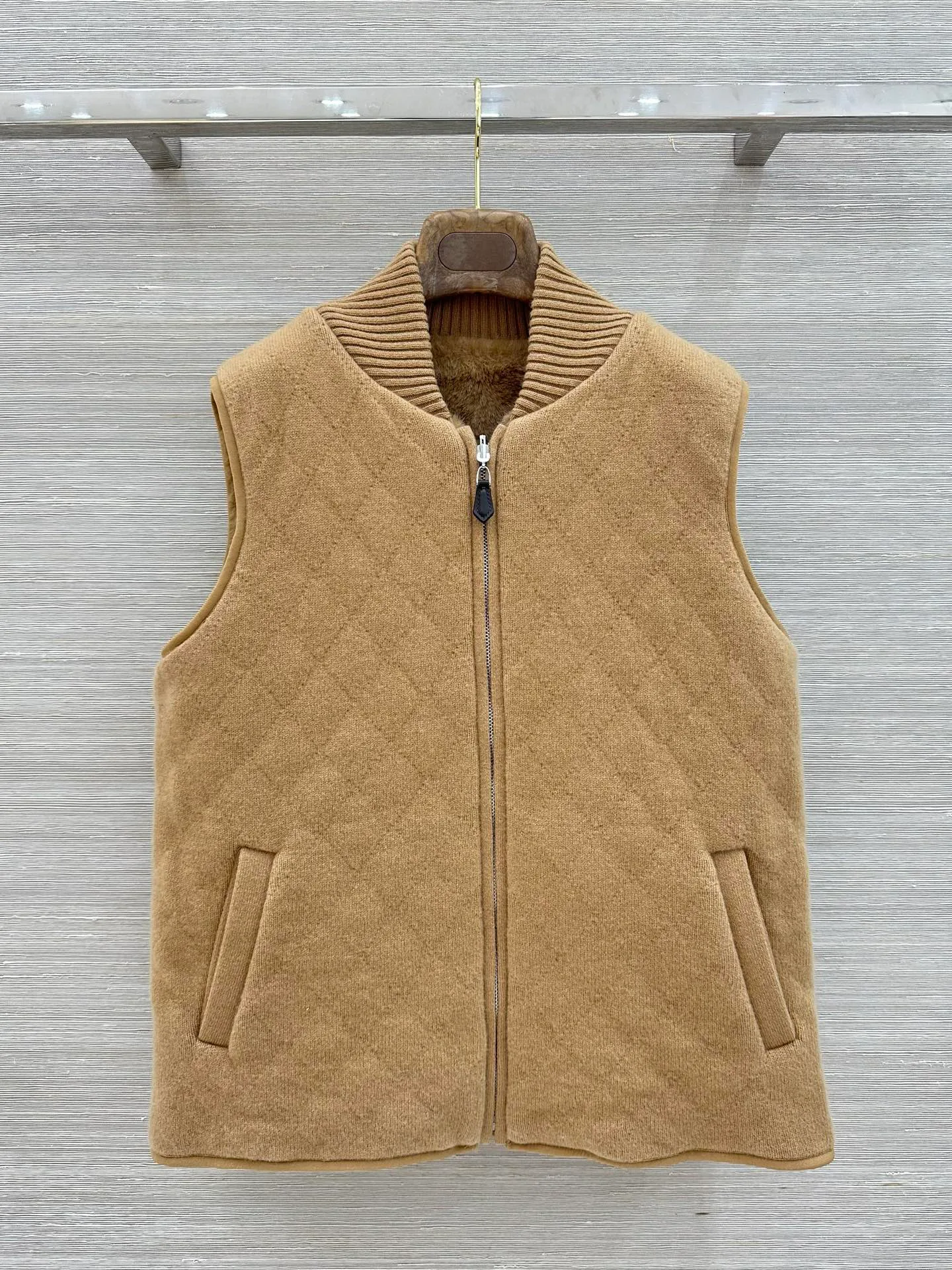 Жилеты Женские Loro Piana 19315810