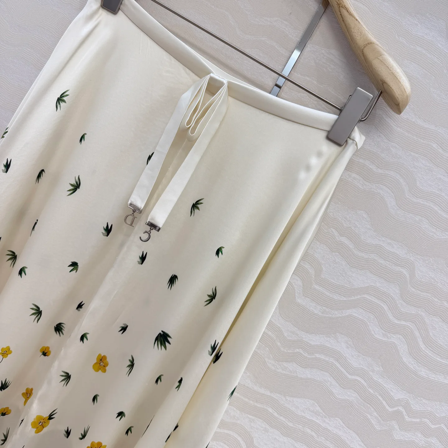 Юбки Женские Christian Dior 11671383