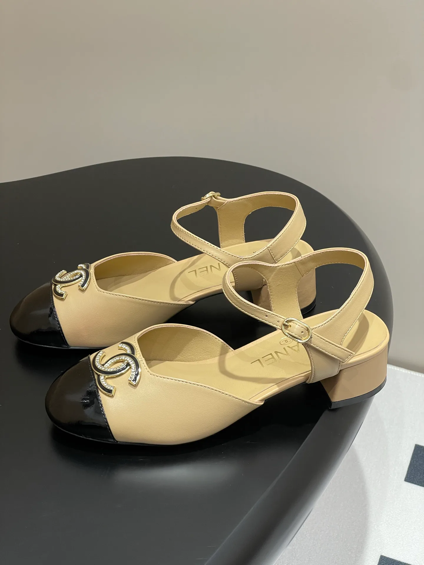 Туфли Женские Chanel 579387