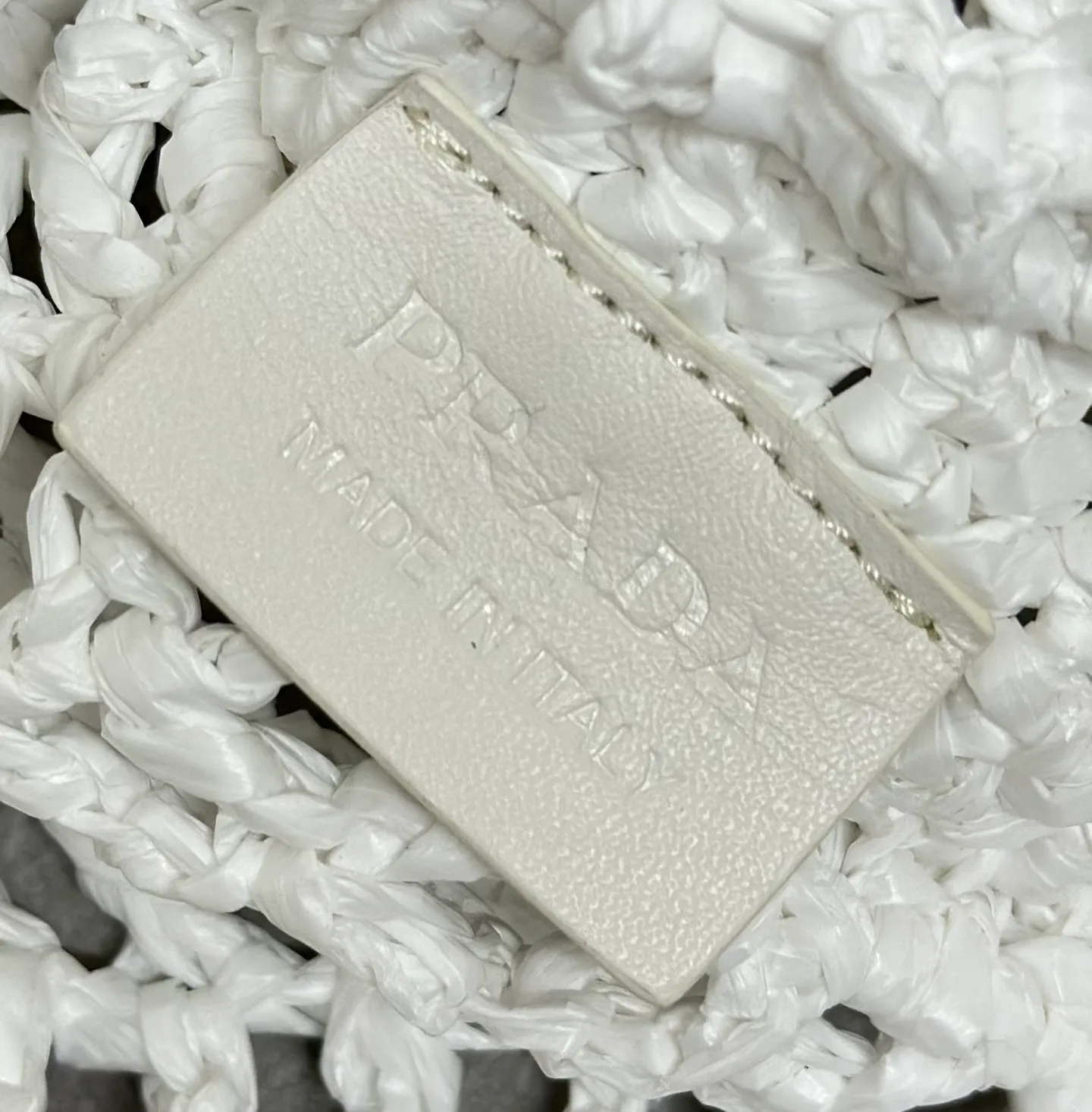 Классические Сумки Женские Prada 11681951