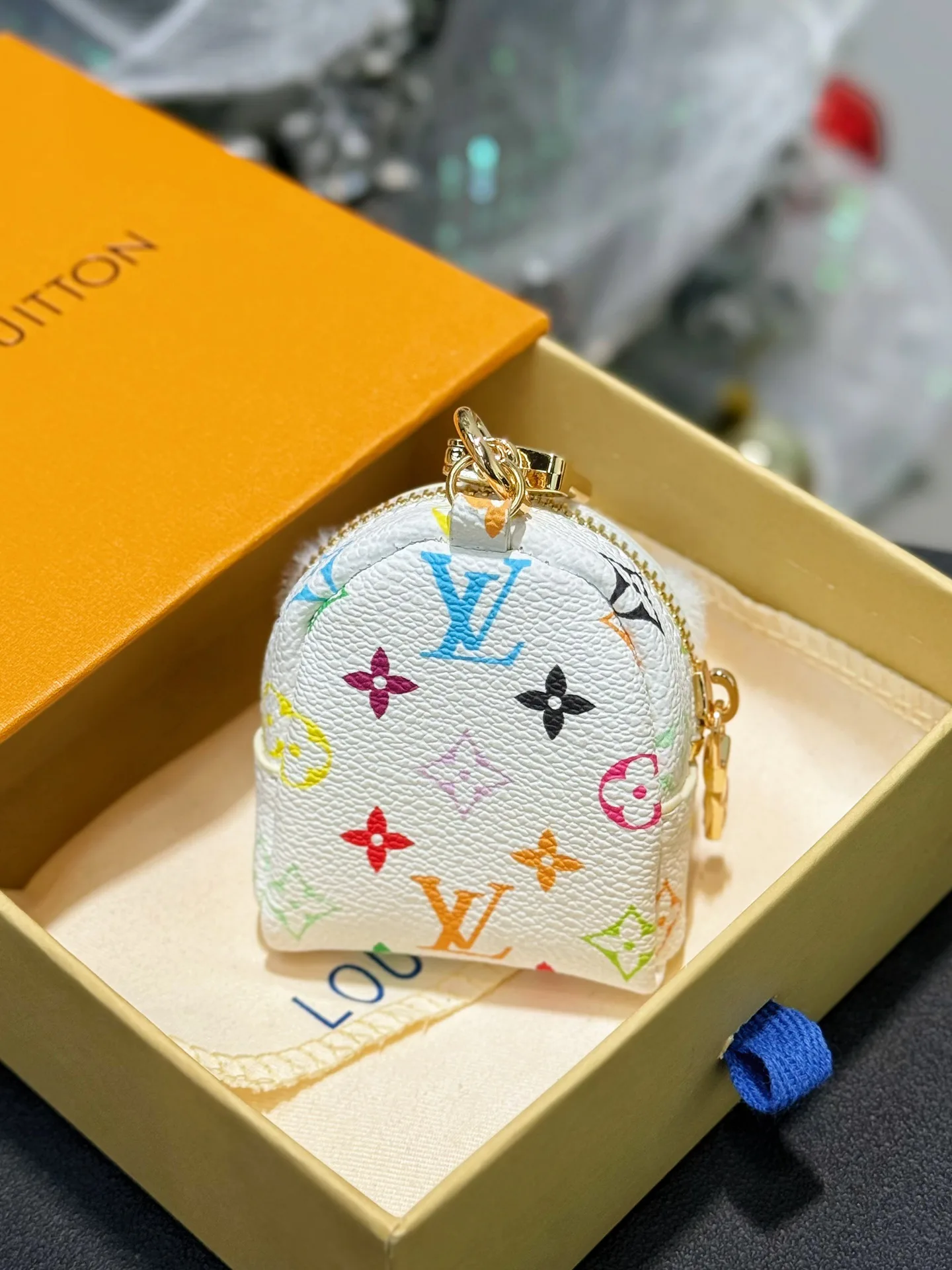 Ключницы Louis Vuitton 17886404