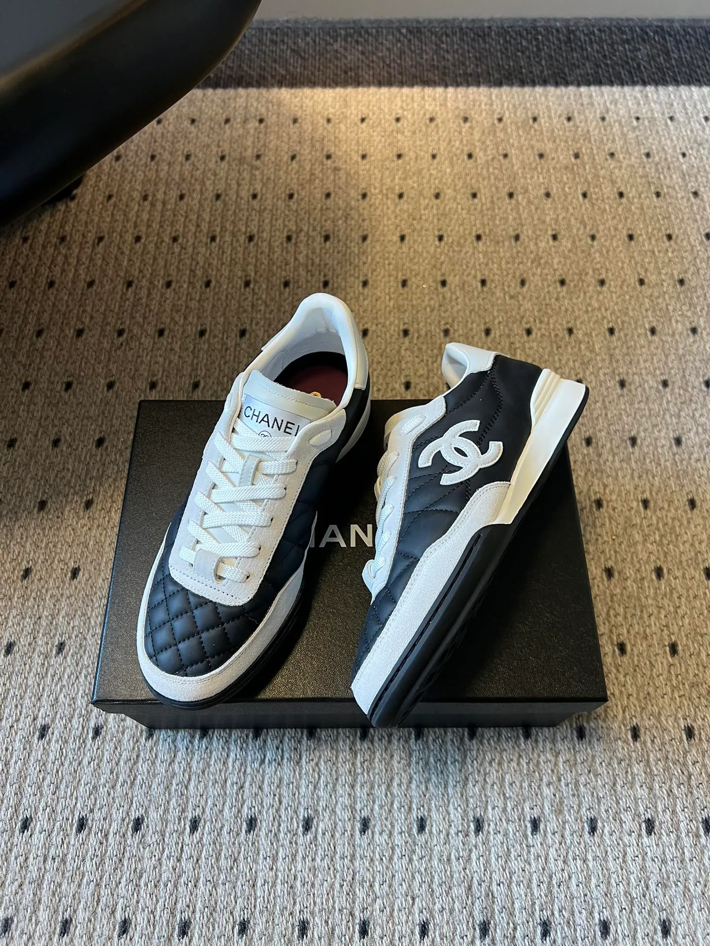 Кроссовки Женские Chanel 11394676