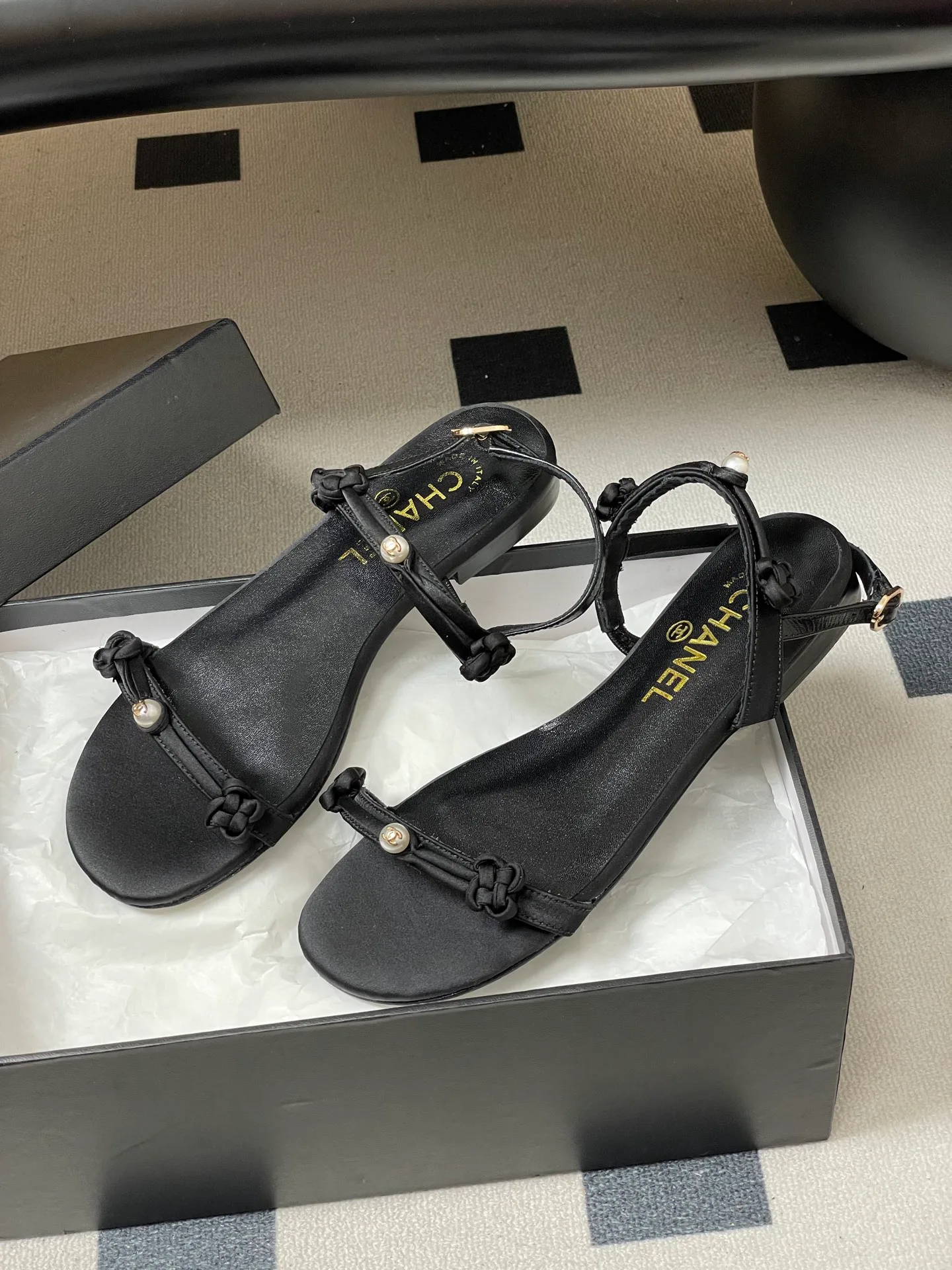 Босоножки Женские Chanel 11682272