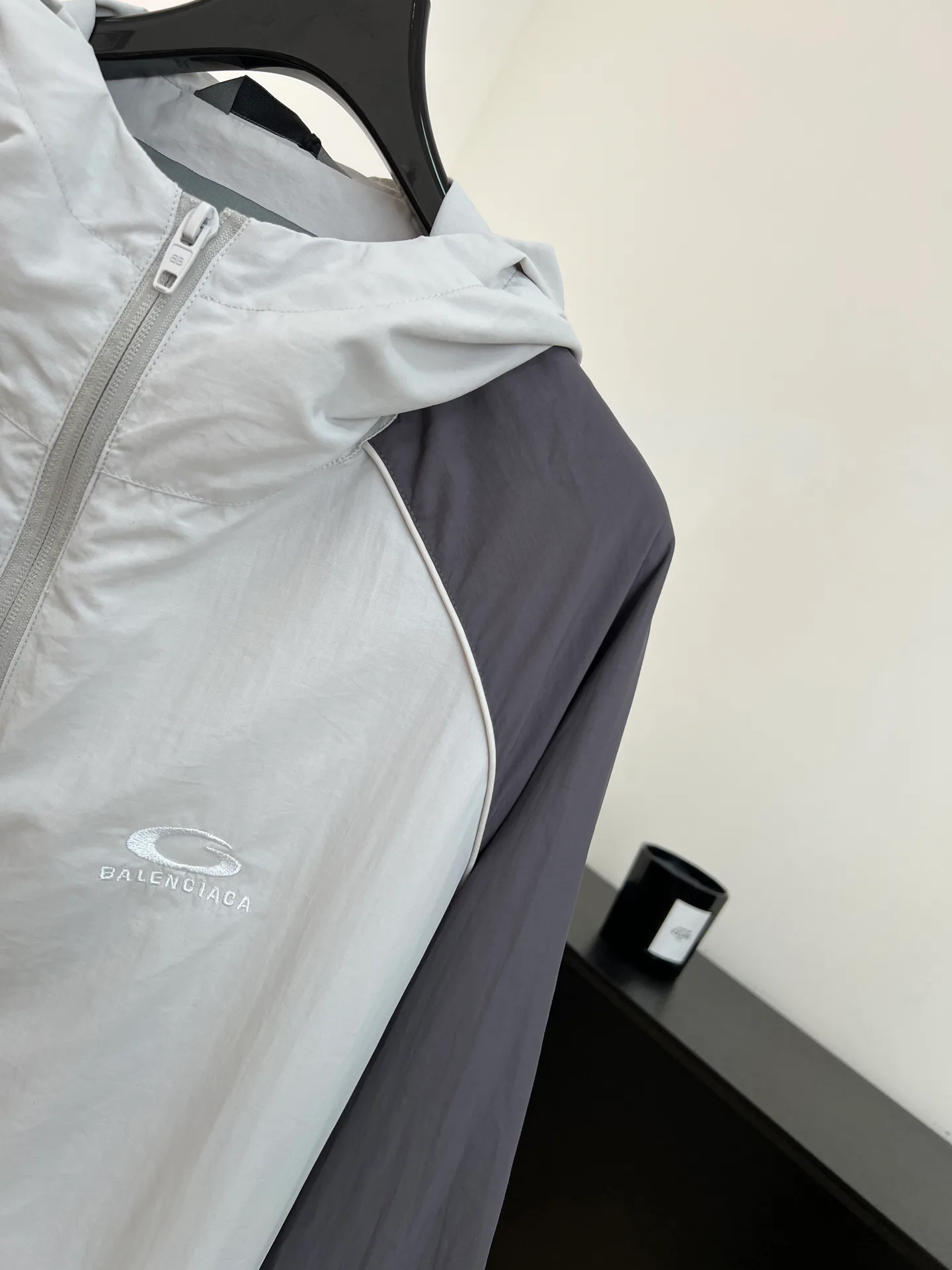 Куртки И Пуховики Женские Balenciaga 13244755