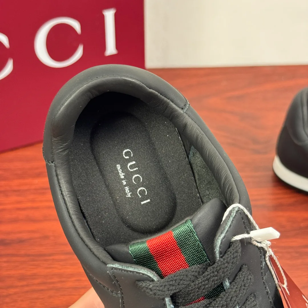 Кроссовки Женские Gucci 573159