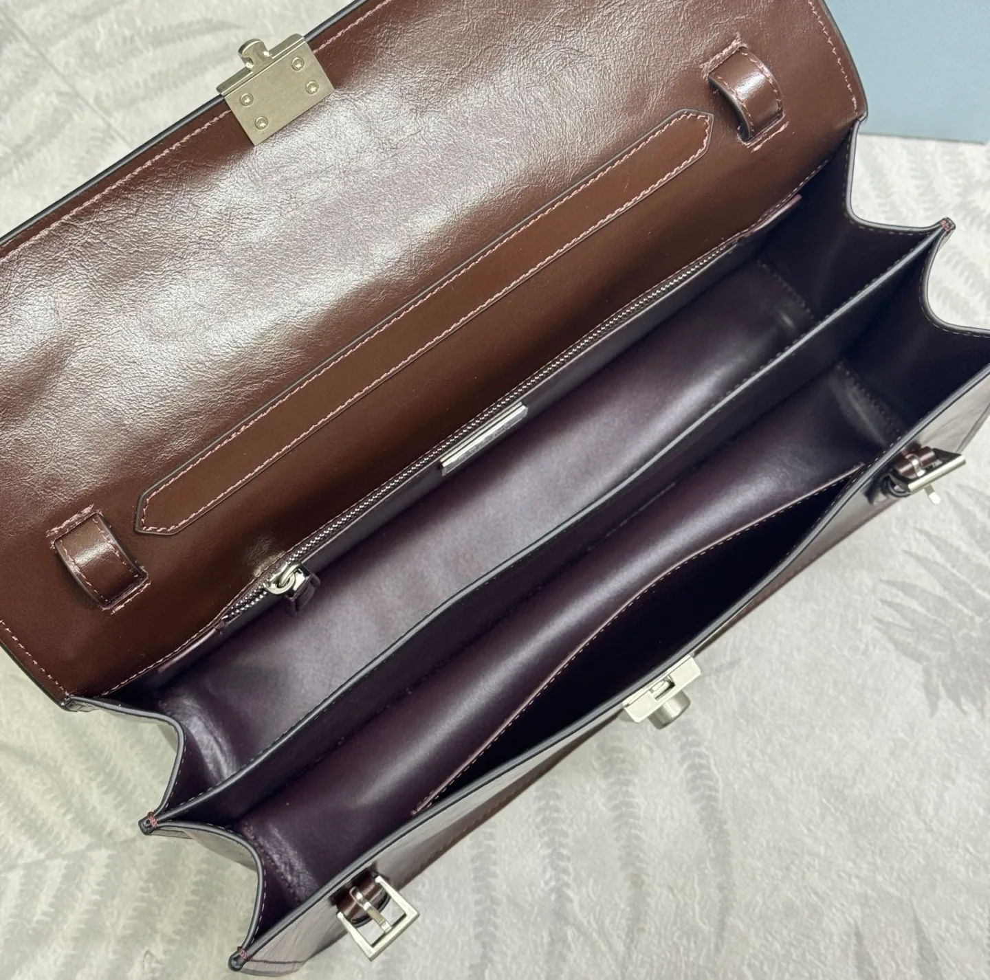 Классические Сумки Женские Prada 11462453