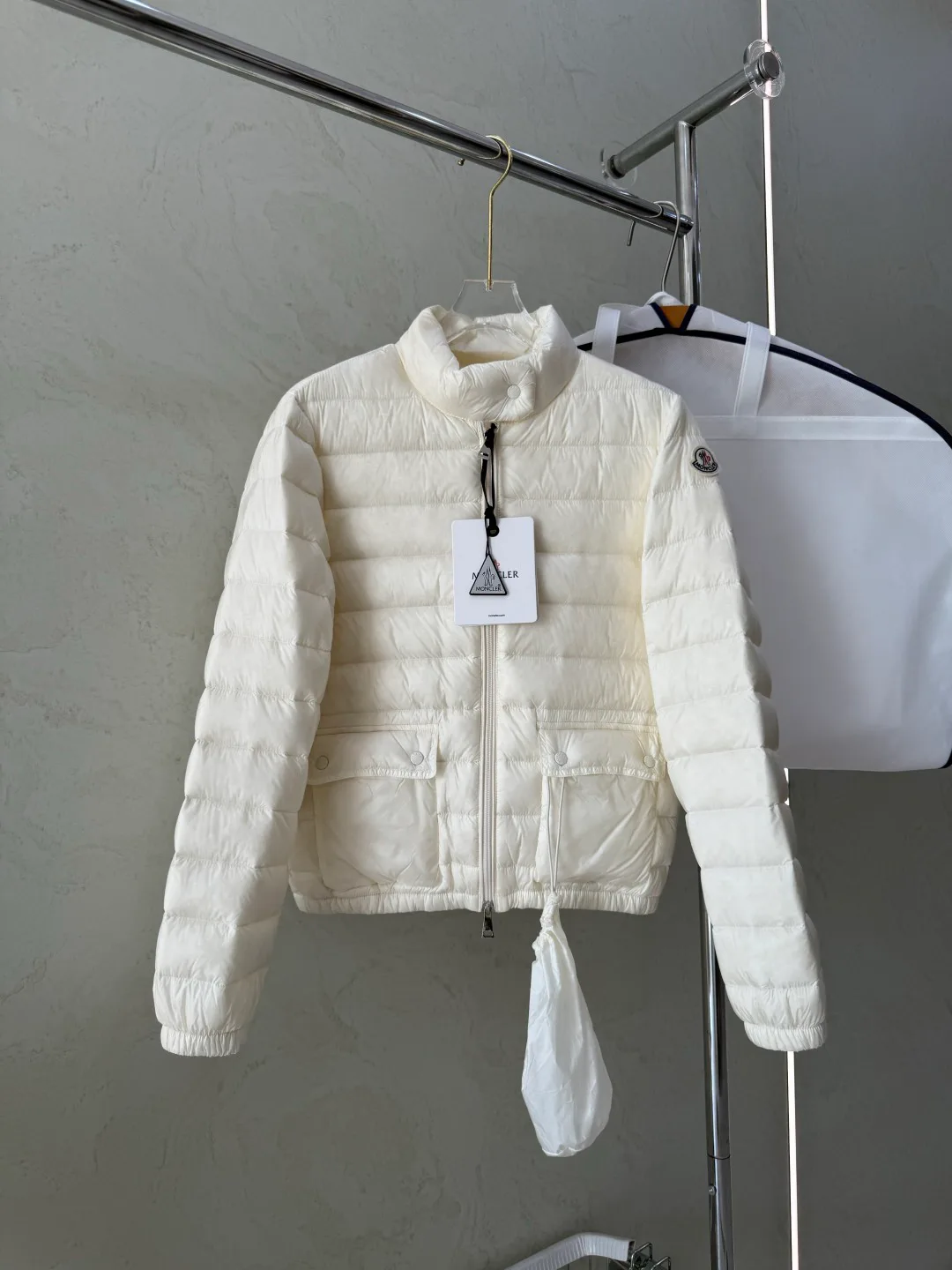 Куртки И Пуховики Женские Moncler 18043471