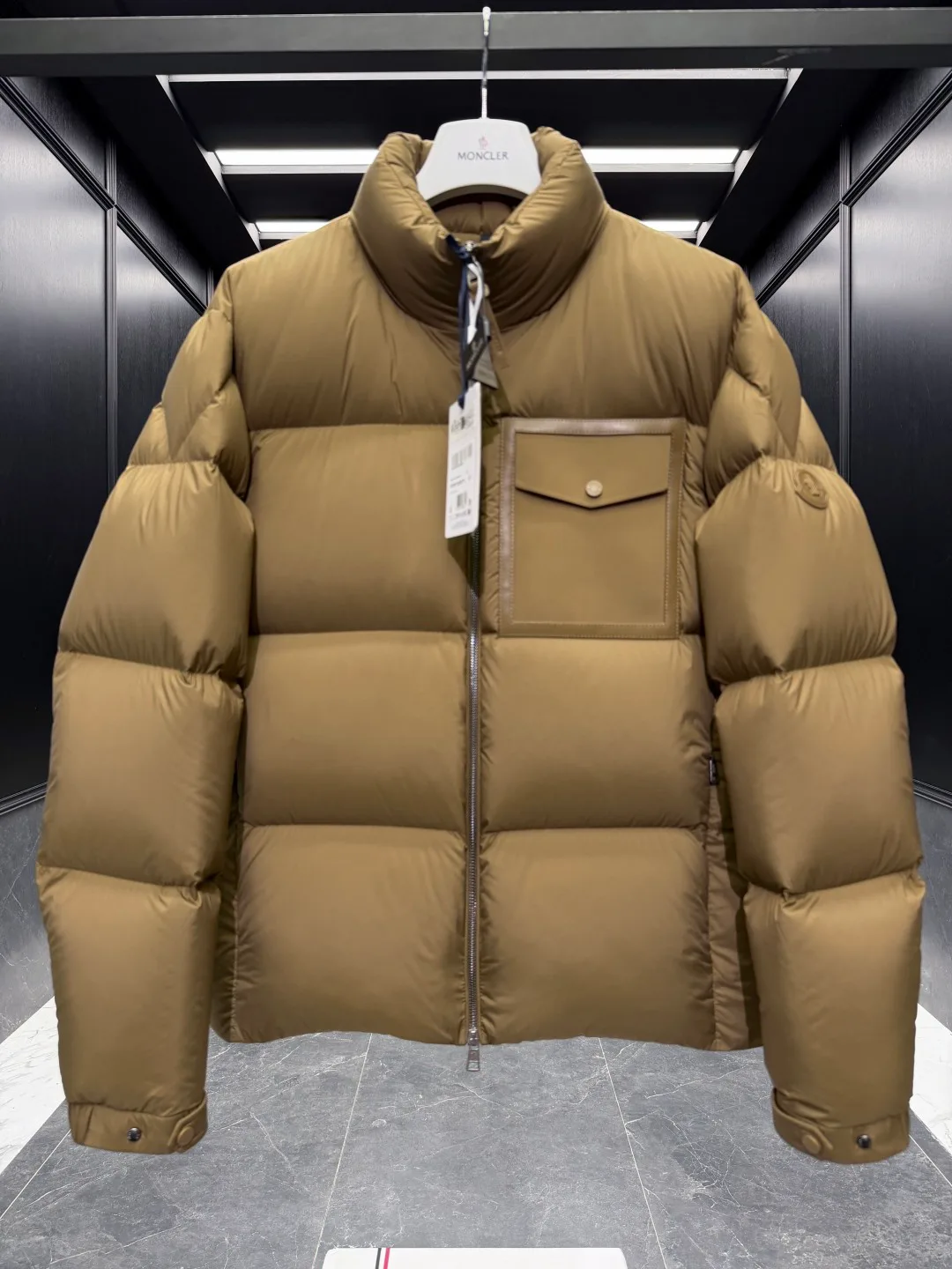 Куртки И Пуховики Мужские Moncler 1283062