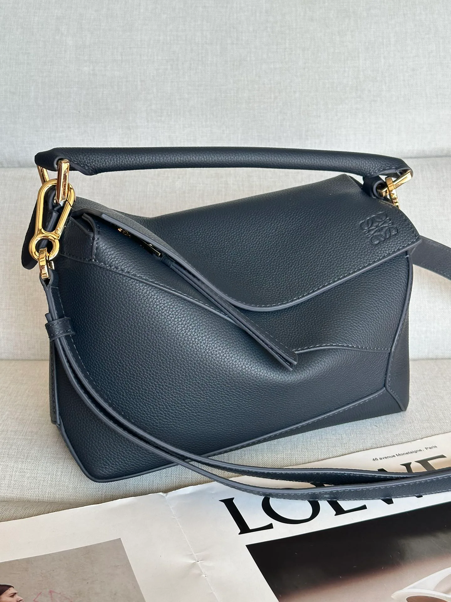 Классические Сумки Женские Loewe 13339547