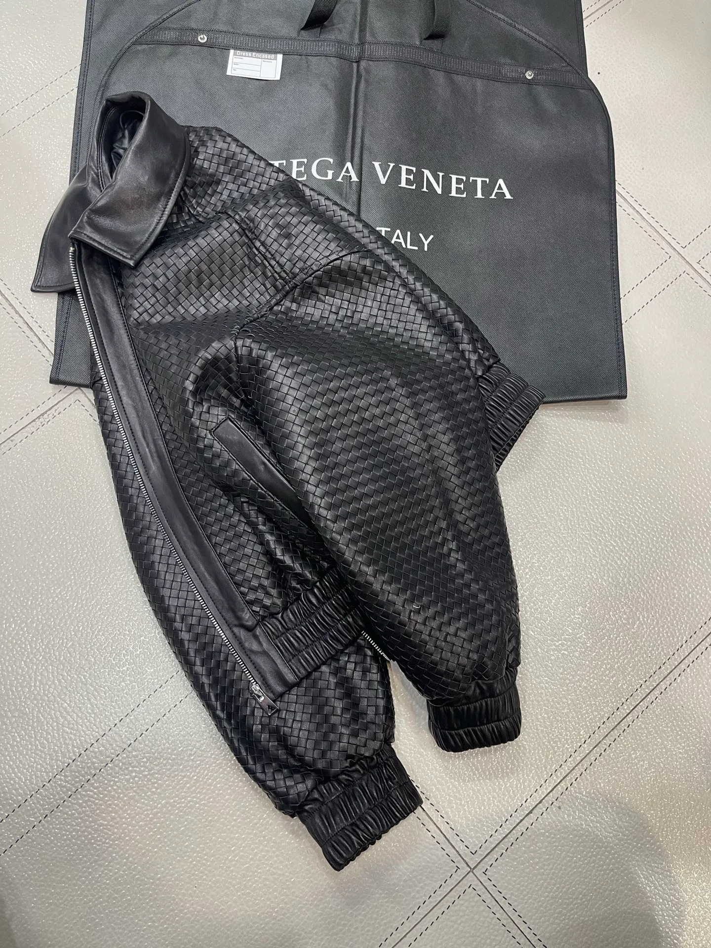 Куртки И Пуховики Мужские Bottega Veneta 21884