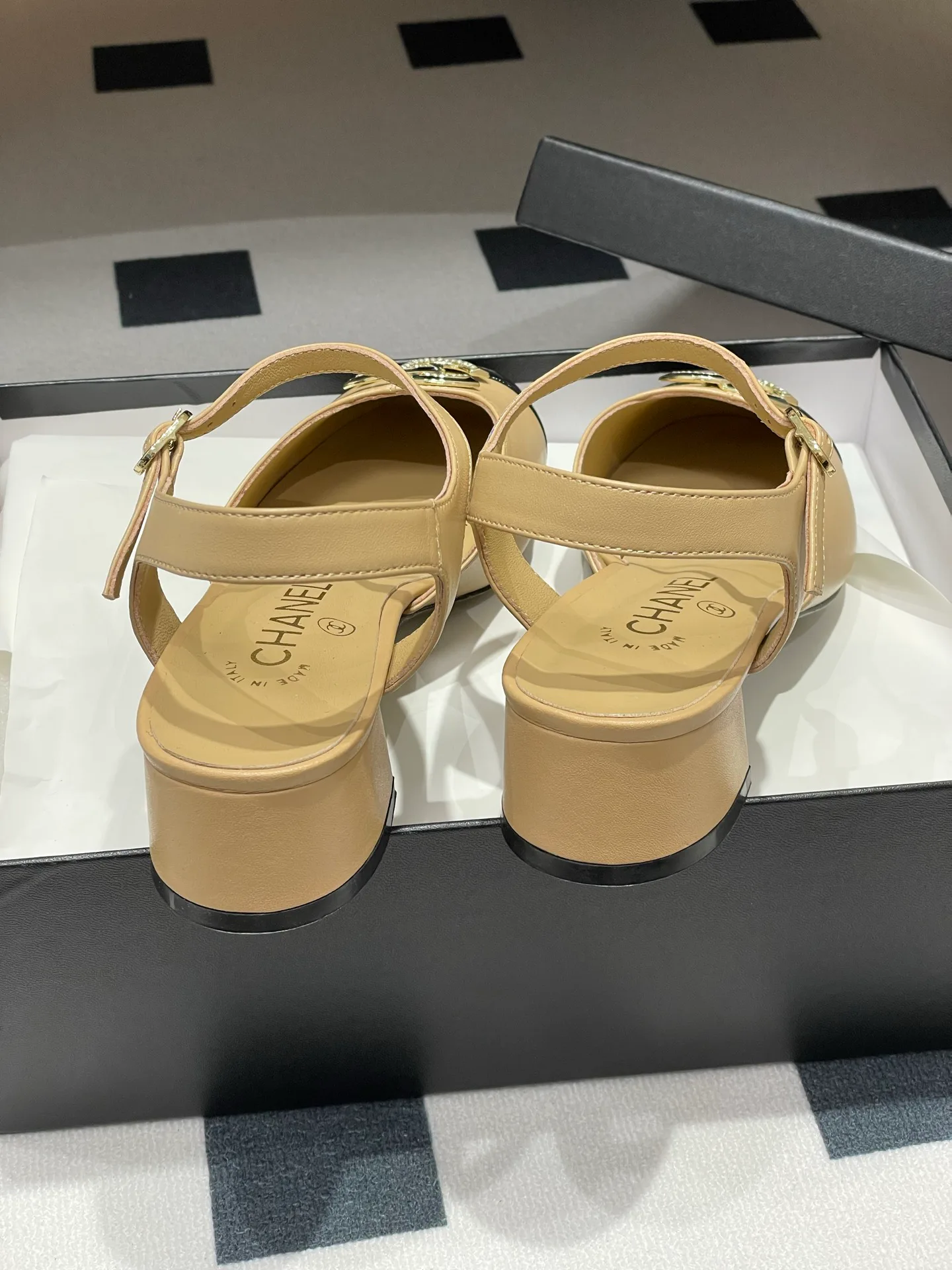 Туфли Женские Chanel 579387