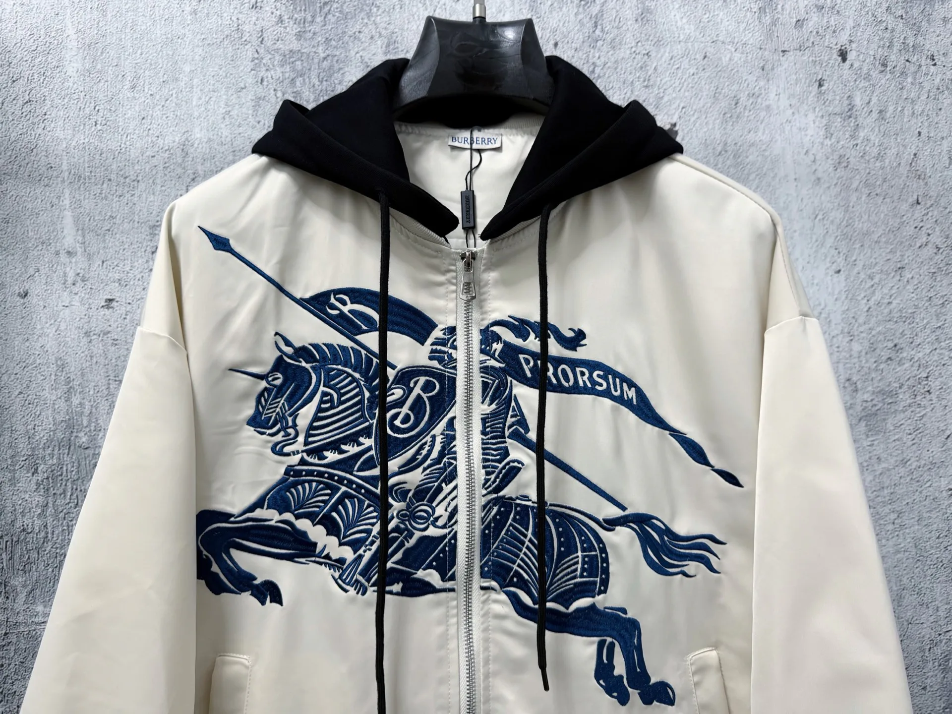 Куртки И Пуховики Мужские Burberry 18215643