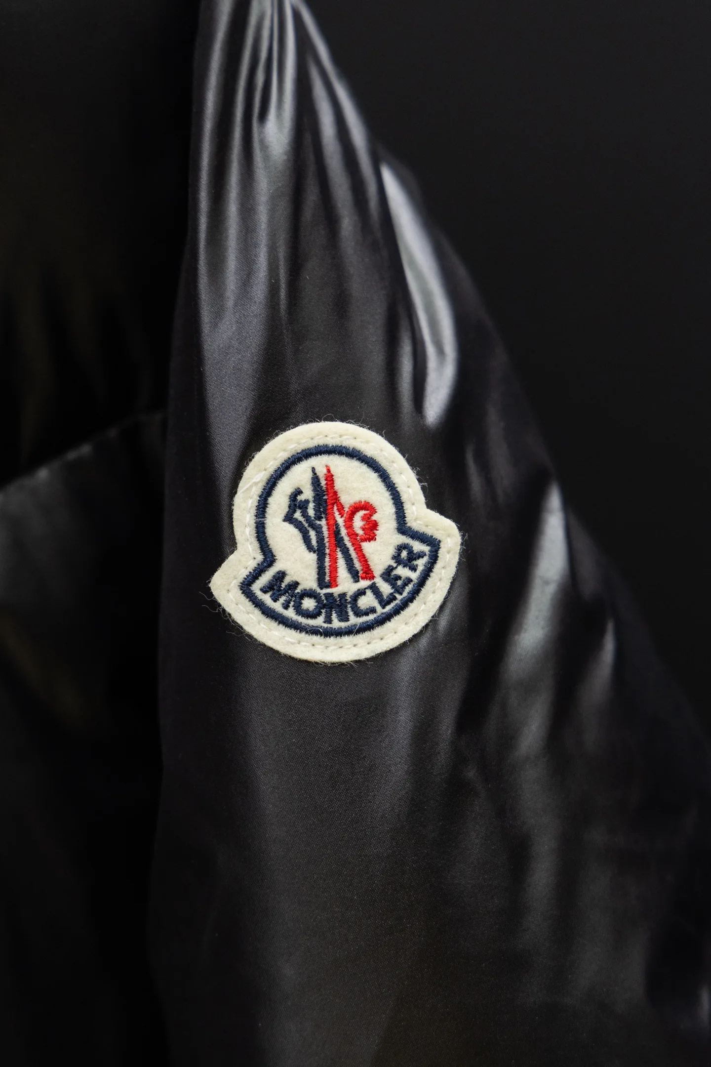Куртки И Пуховики Женские Moncler 18507206