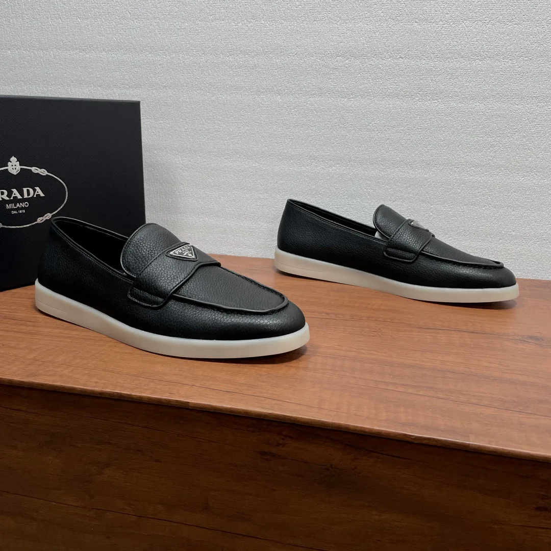Лоферы И Туфли Мужские Prada 17971385