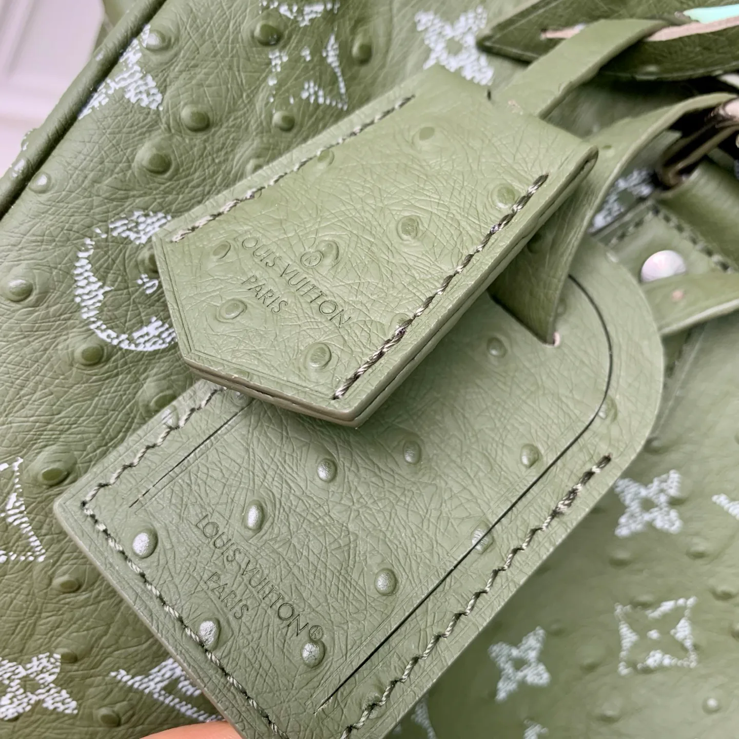 Классические Сумки Женские Louis Vuitton 18147443