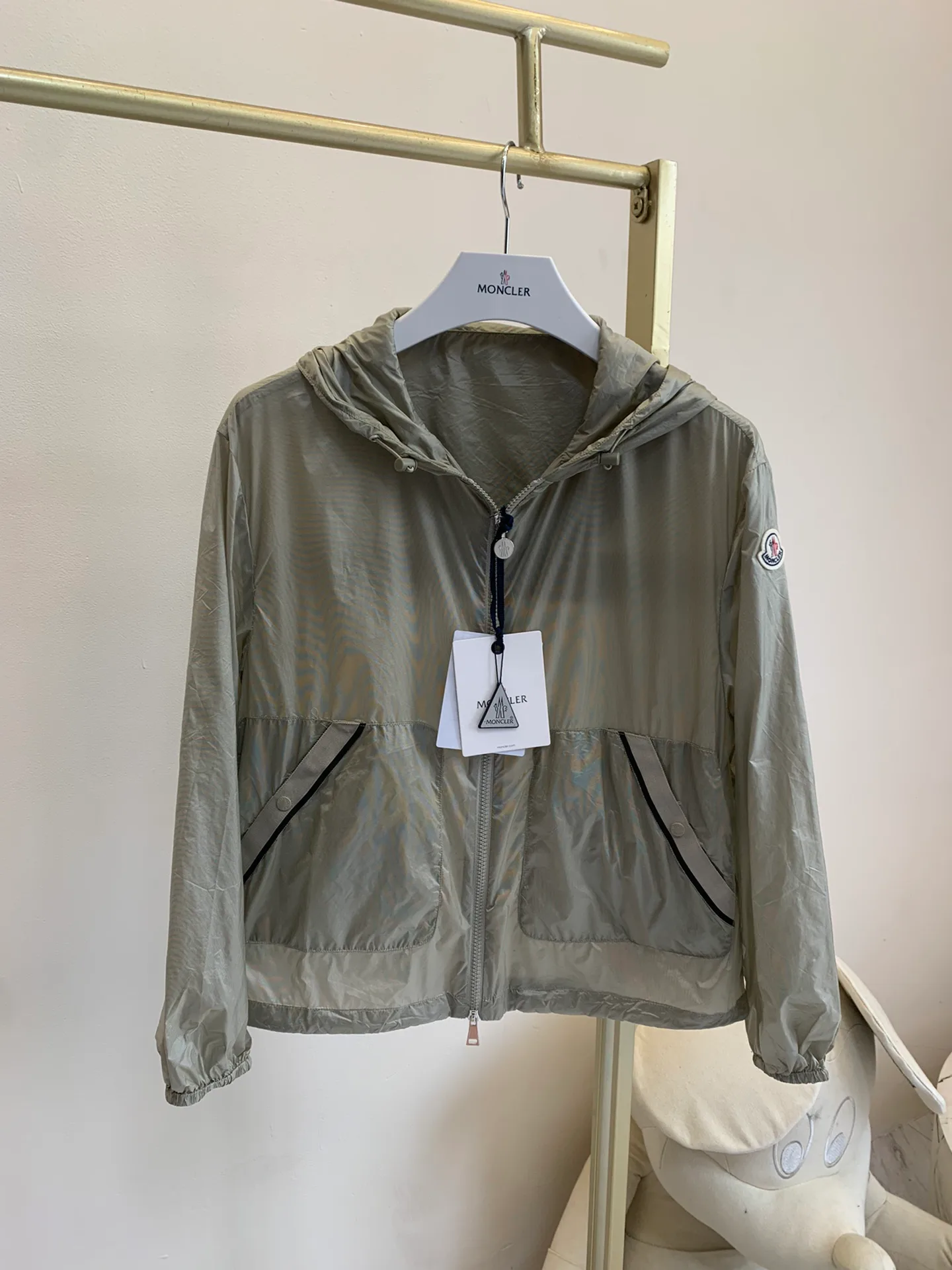 Куртки И Пуховики Женские Moncler 11479460
