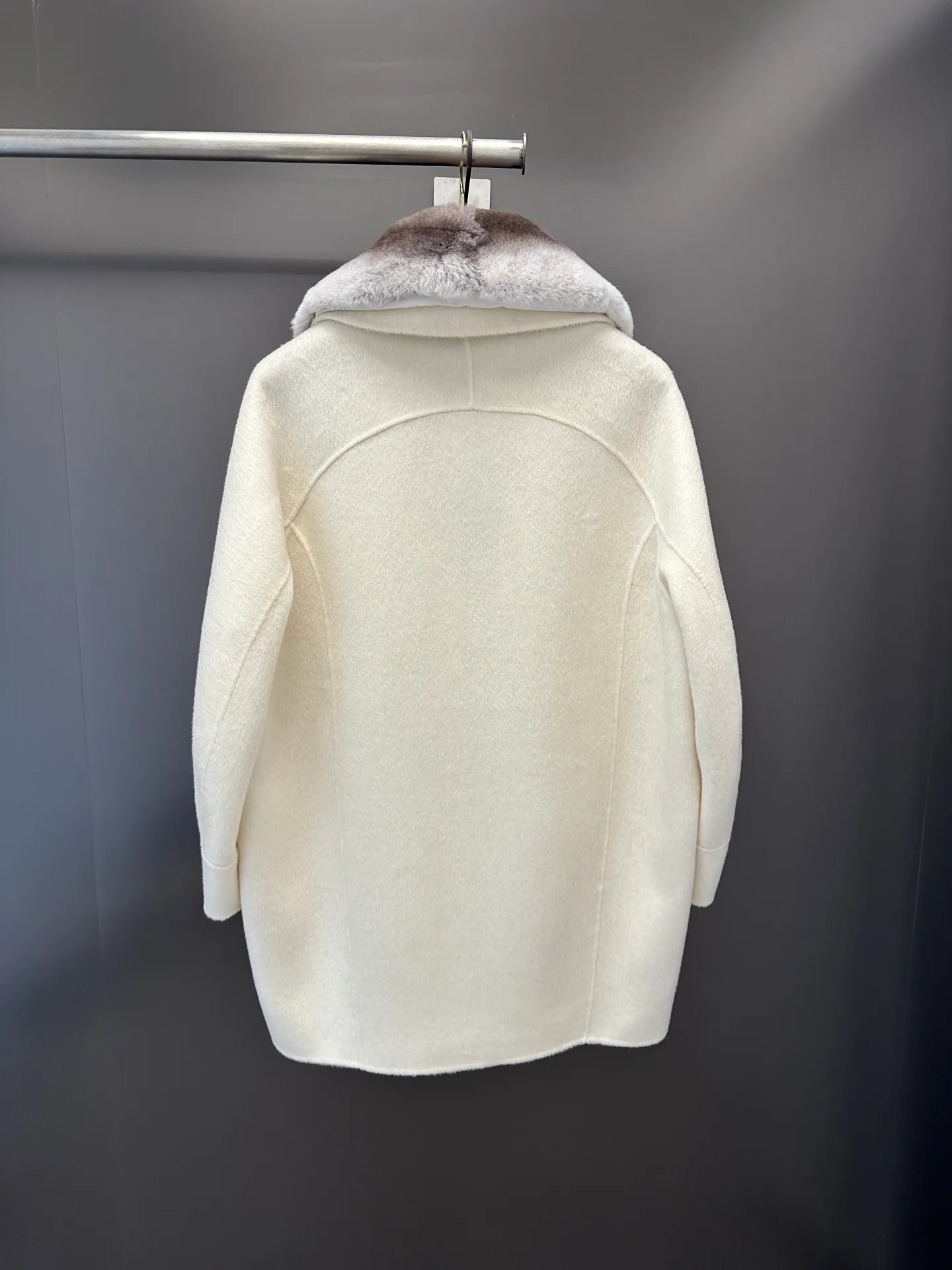 Пальто Женские Loro Piana 18226702