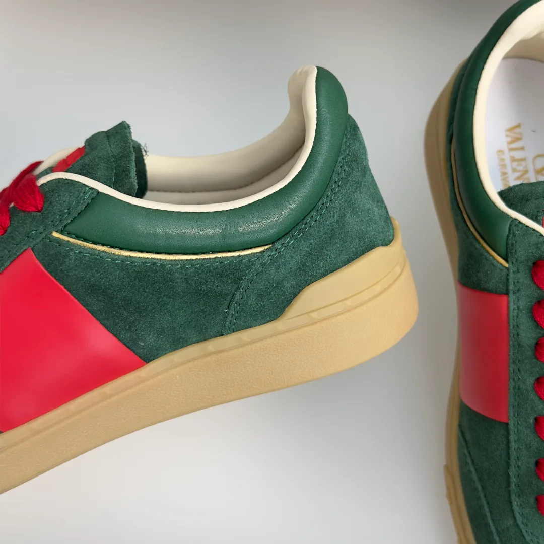 Кроссовки Женские Valentino 19175892