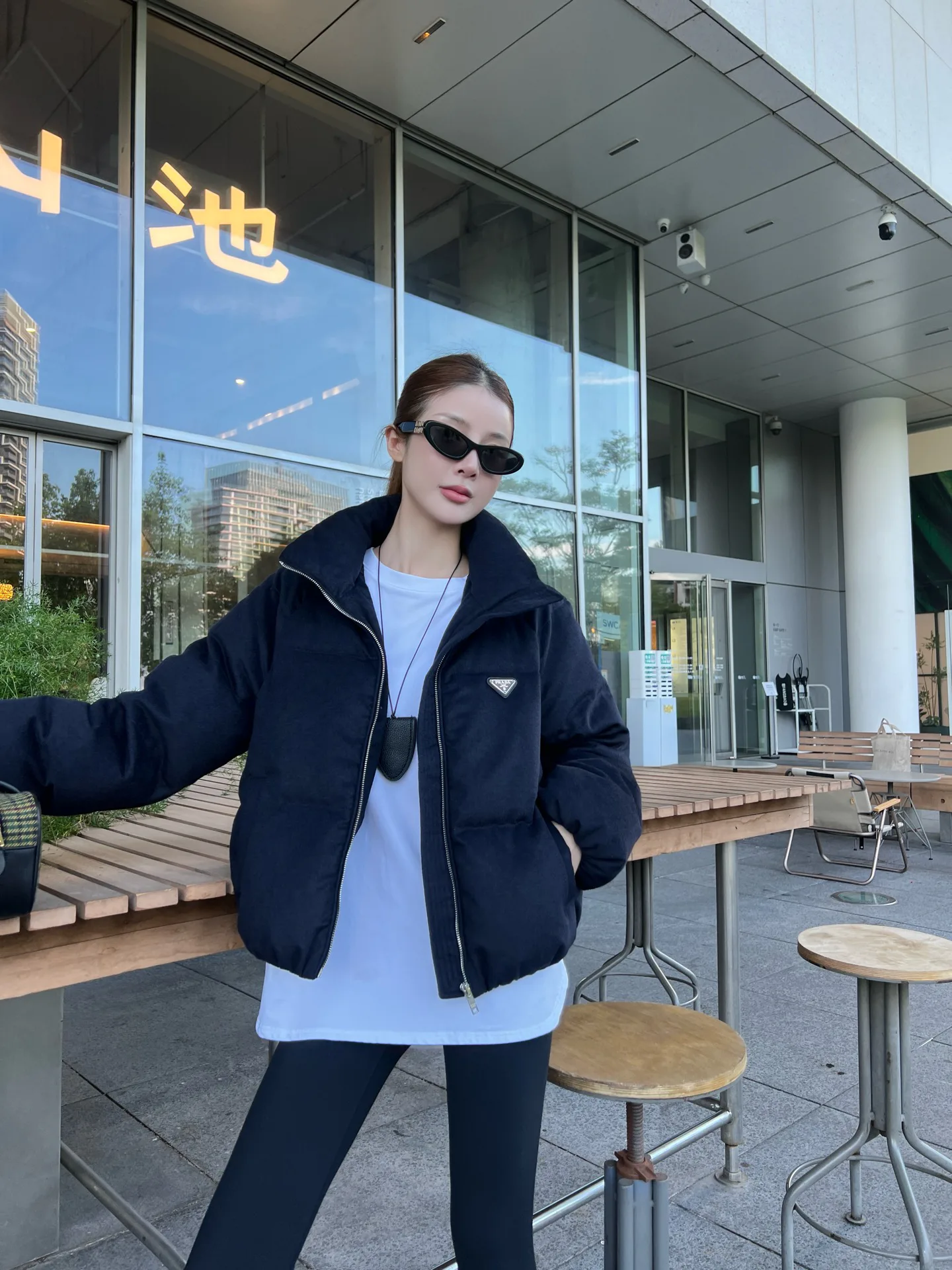 Куртки И Пуховики Женские Prada 18108053