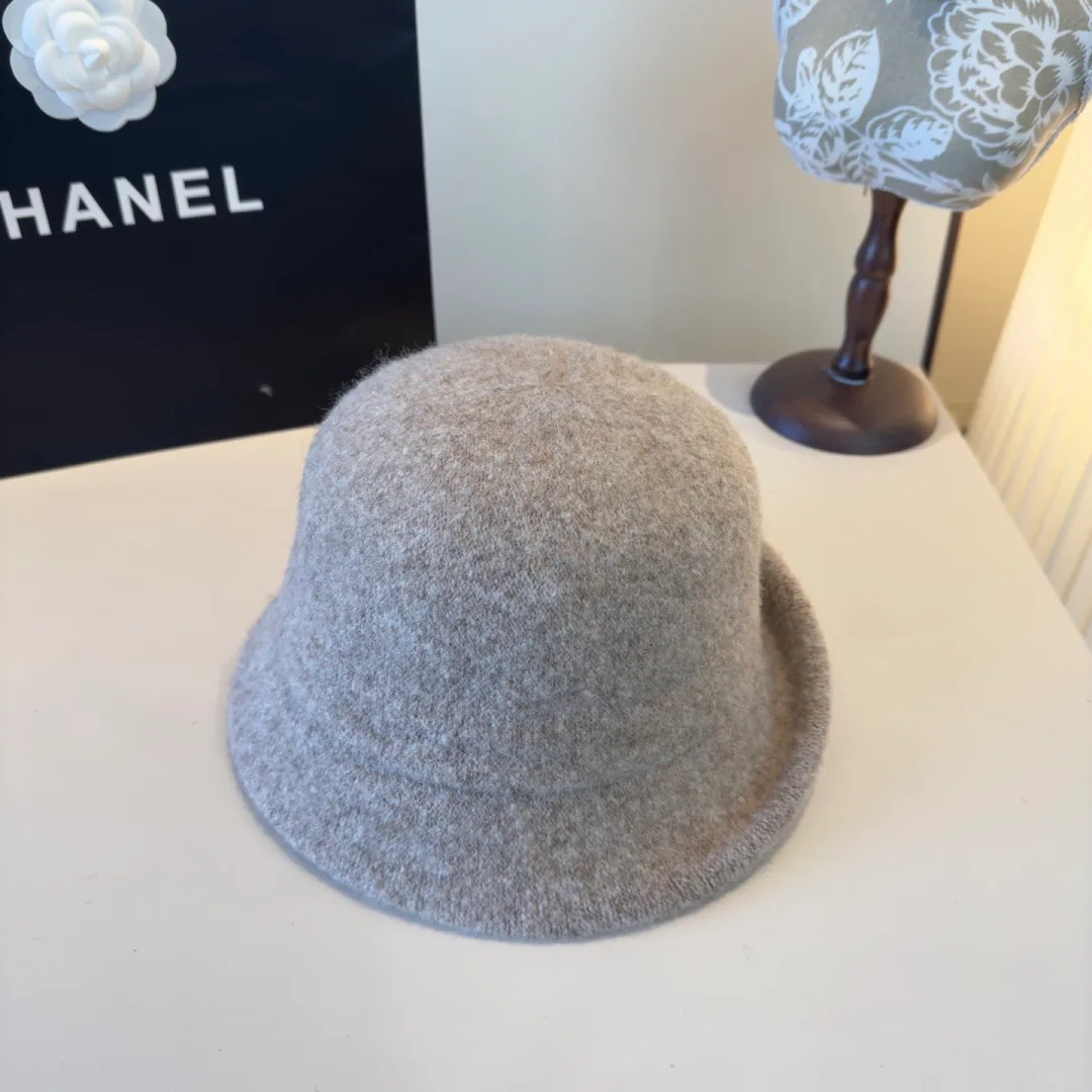 Головные Уборы Chanel 3091675