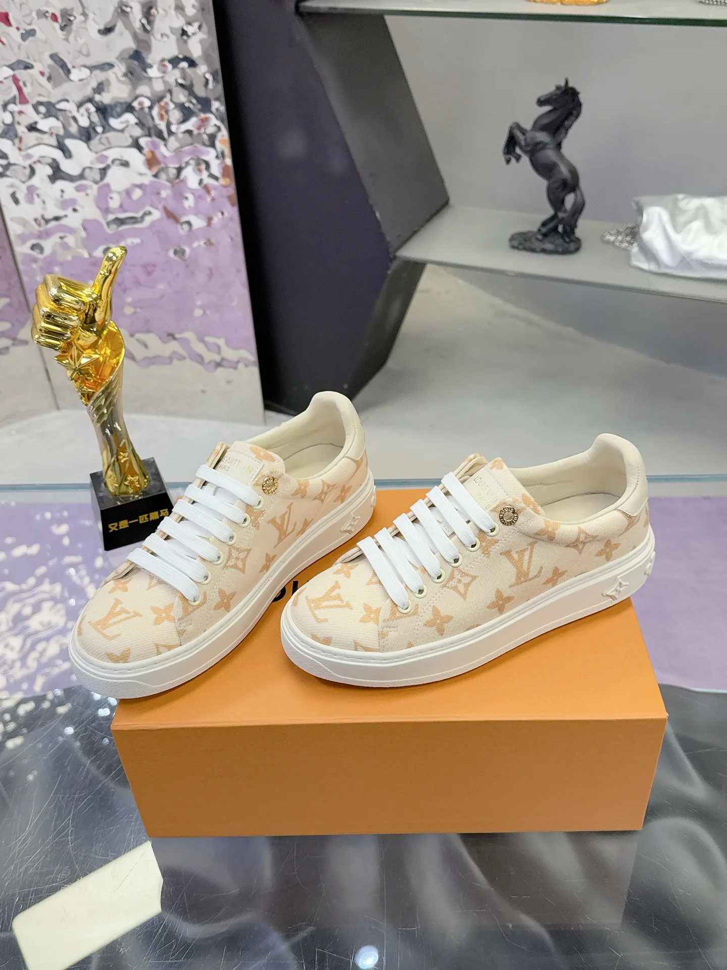 Кеды Женские Louis Vuitton 11674116