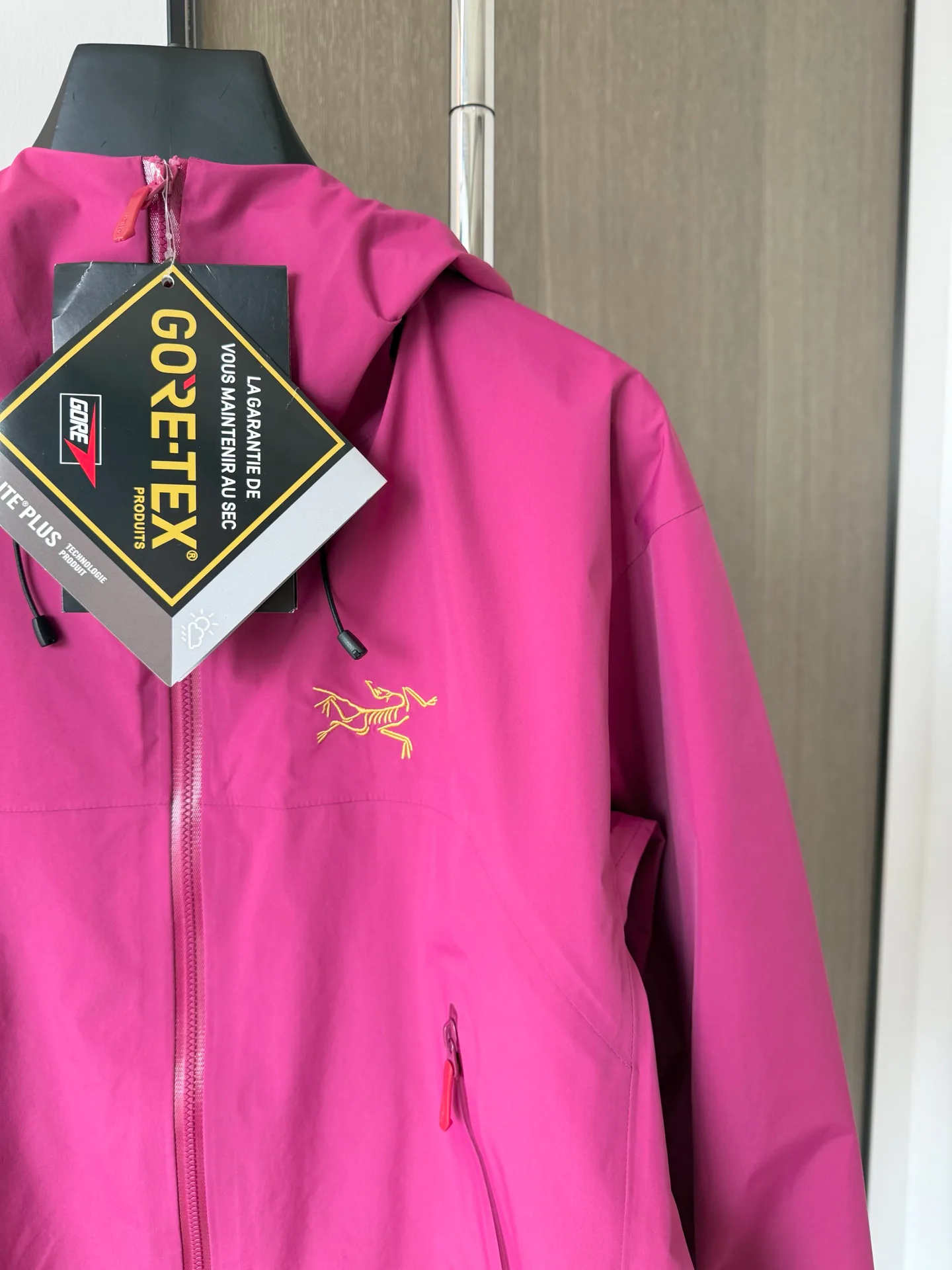 Куртки Женские Arcteryx Куртки Женские Arcteryx