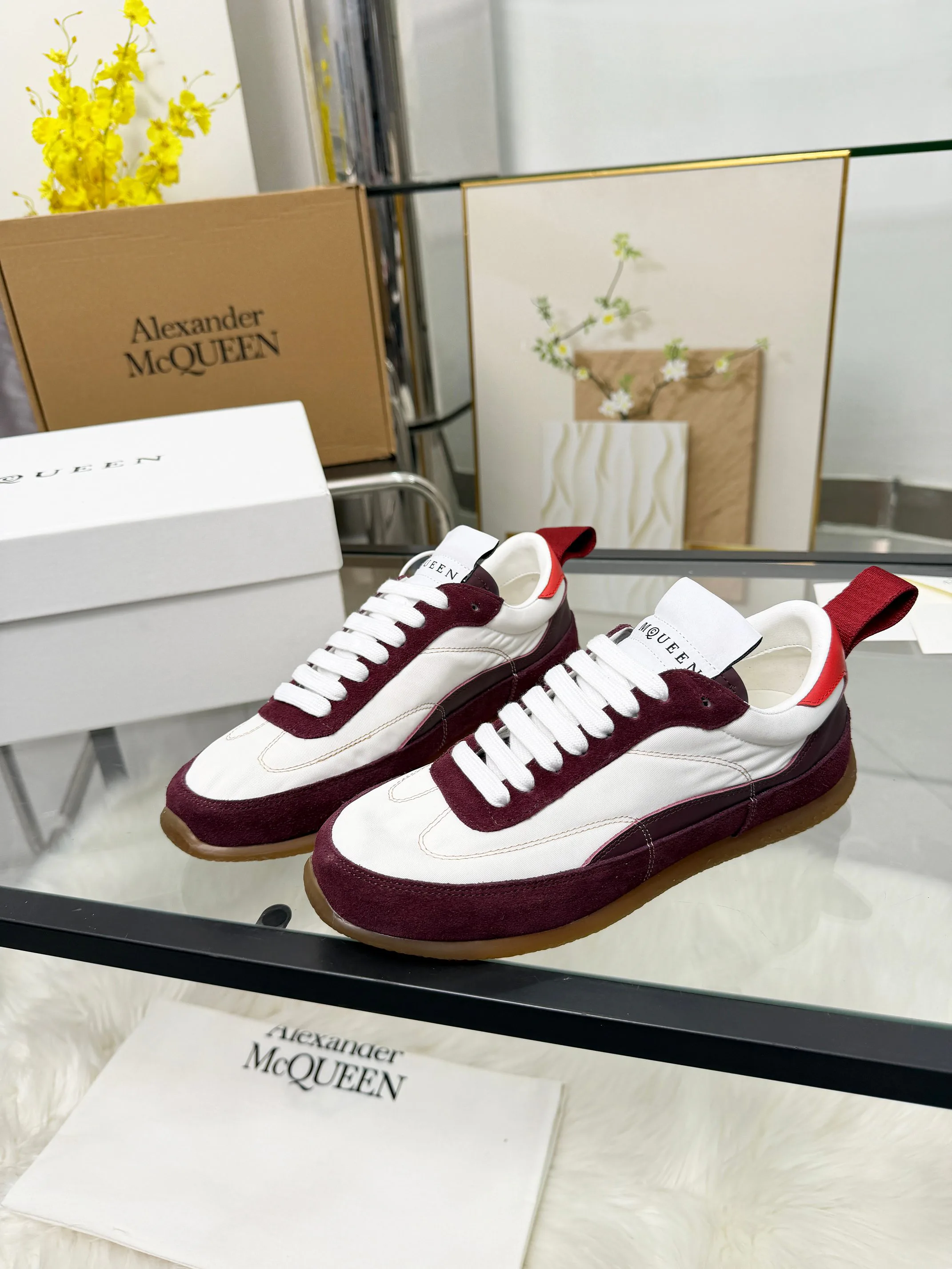 Кроссовки Женские Alexander Mcqueen 11490691