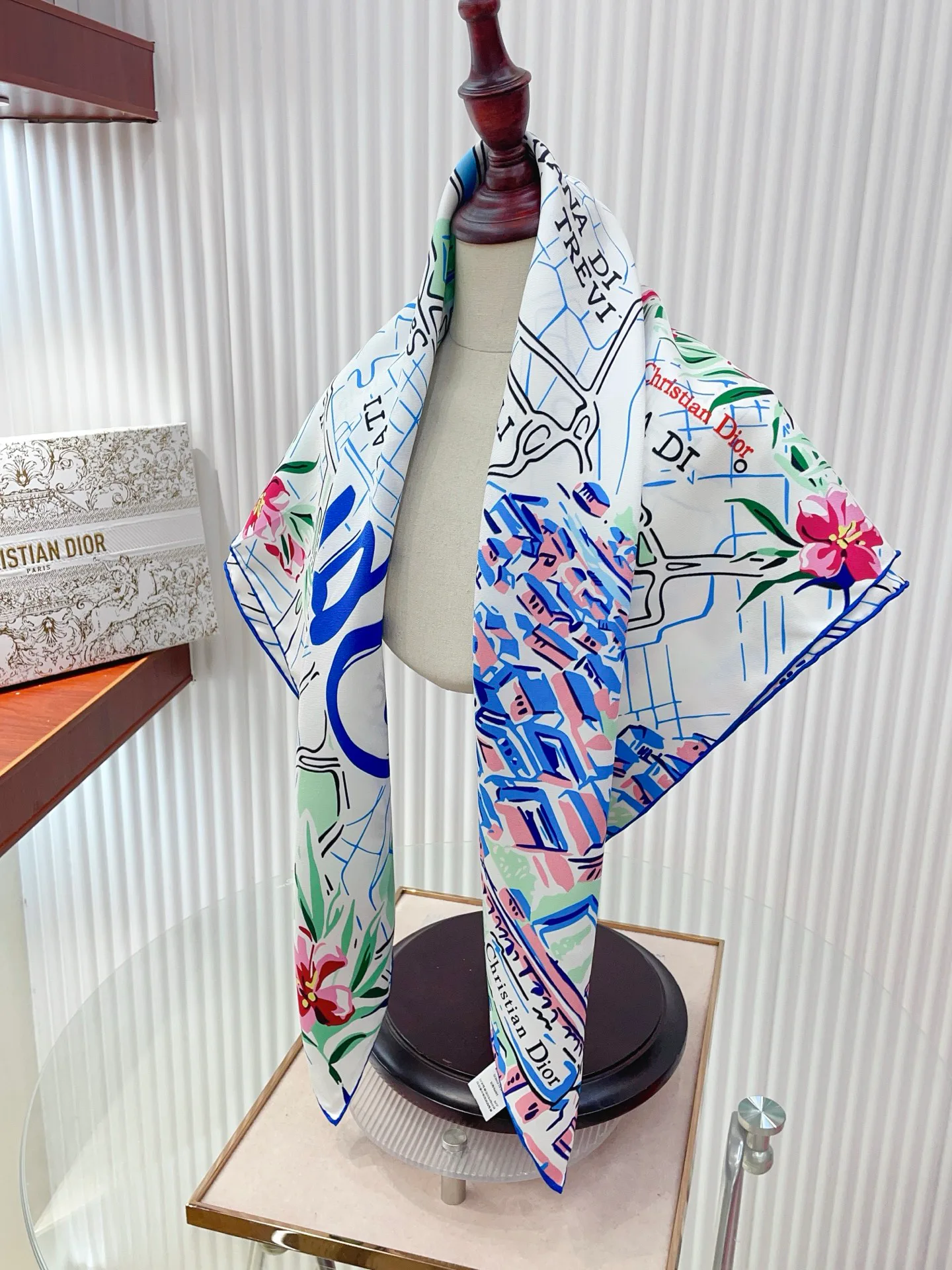 Платки Chanel 11585473